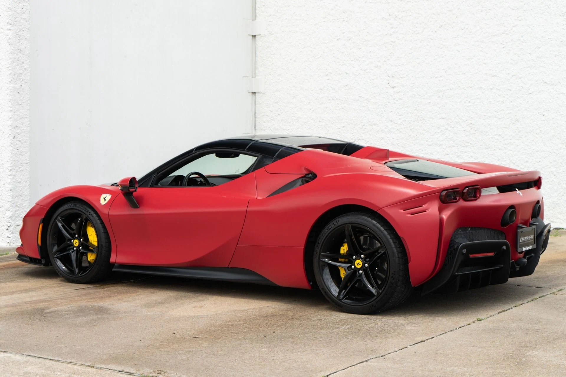 mph013_1015944317_Used_2023_Ferrari_SF_90_Spider_1780939425_43f0cfb28e