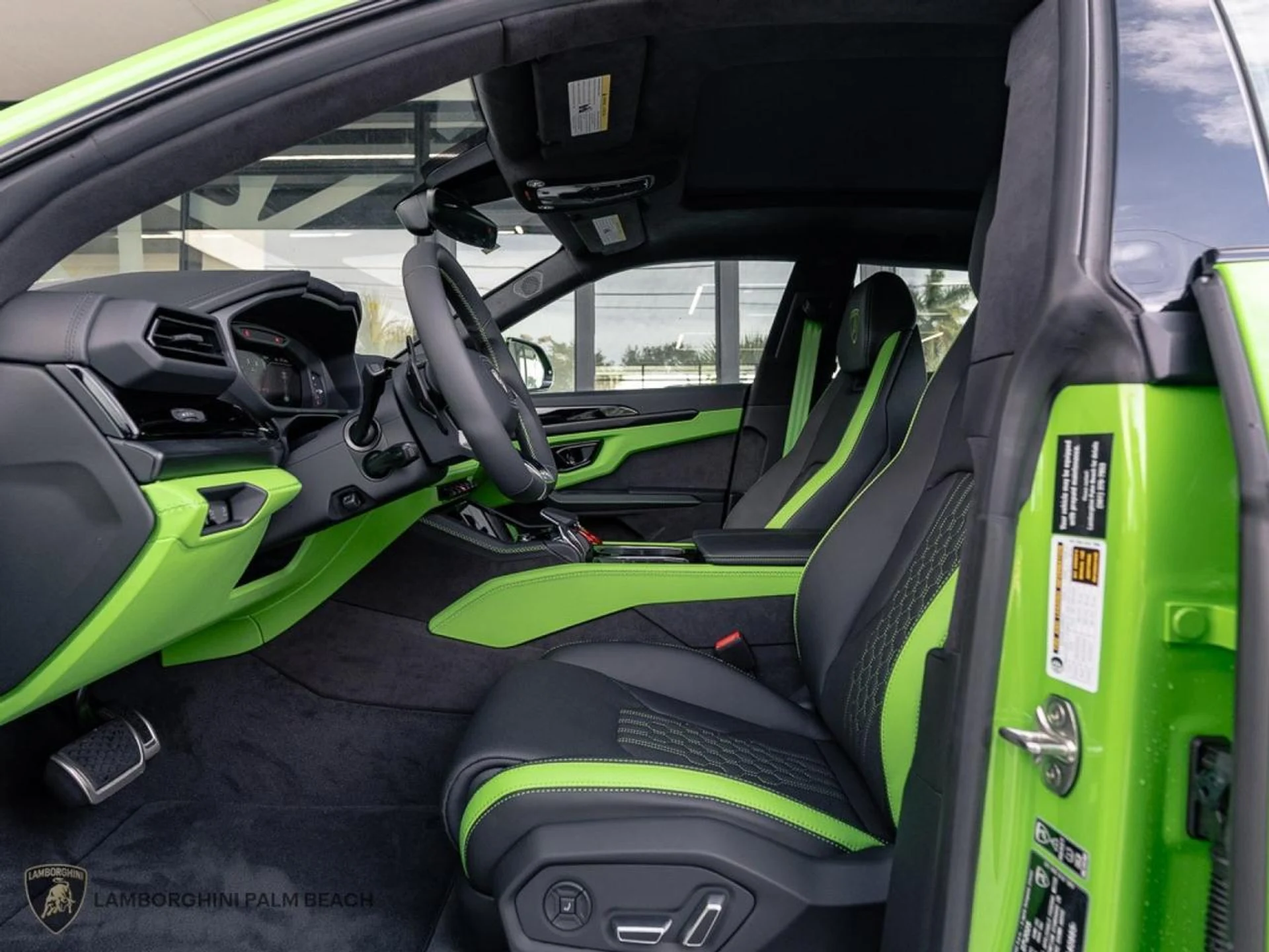 mph013_1017972531_a83537bfa6d4408c589606e26ef79e73_260b3f17a8