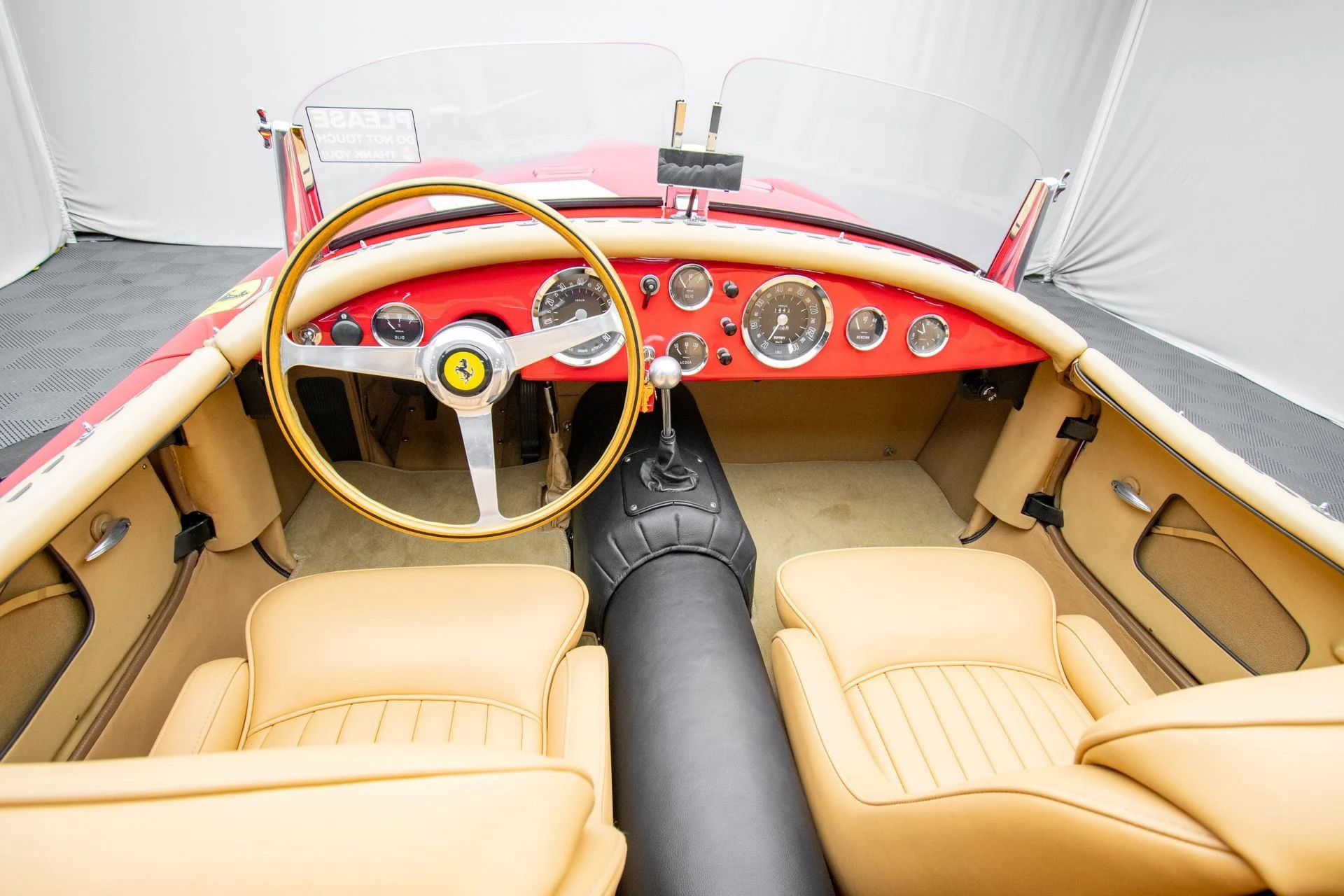 mph013_1029564864_5a407522bc554804a1af2c1dfc0c9a7d_c613ad90af