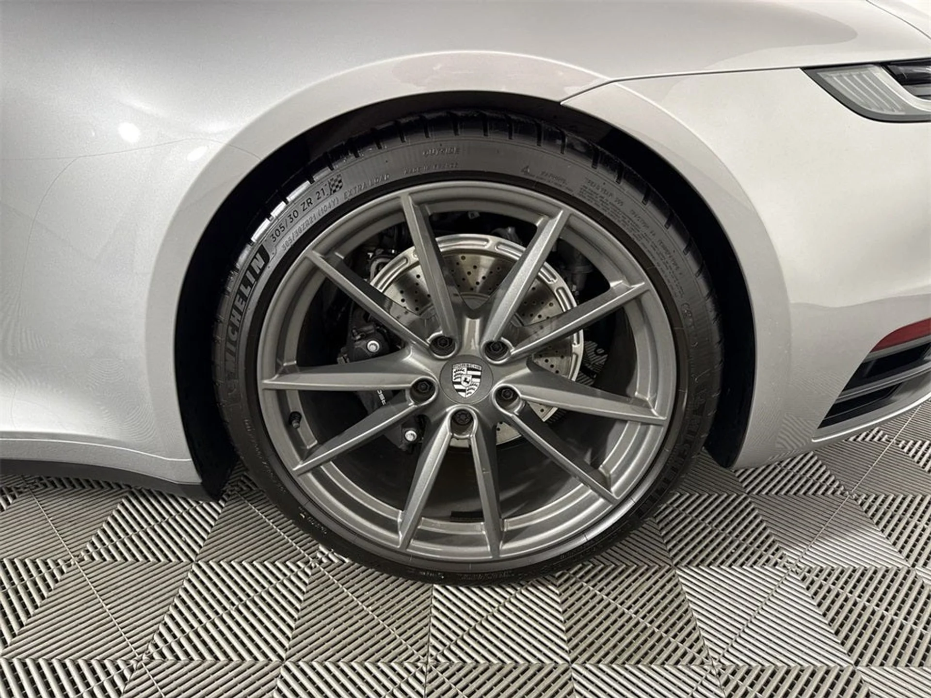 mph013_1029711504_14_3a593f52bc