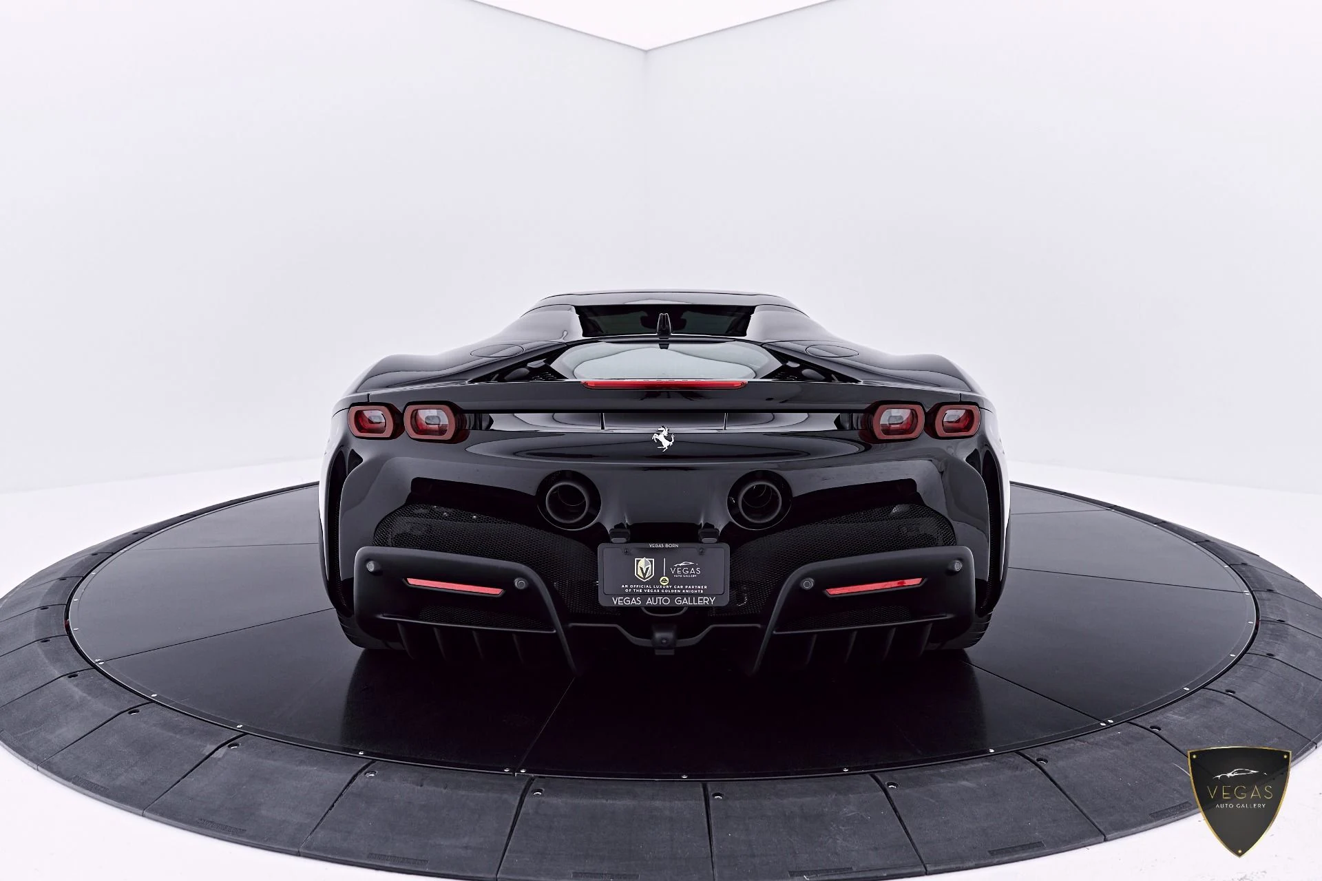 mph013_1035269040_Used_2024_Ferrari_SF_90_Spider_Base_1783038340_9ce519f6fe