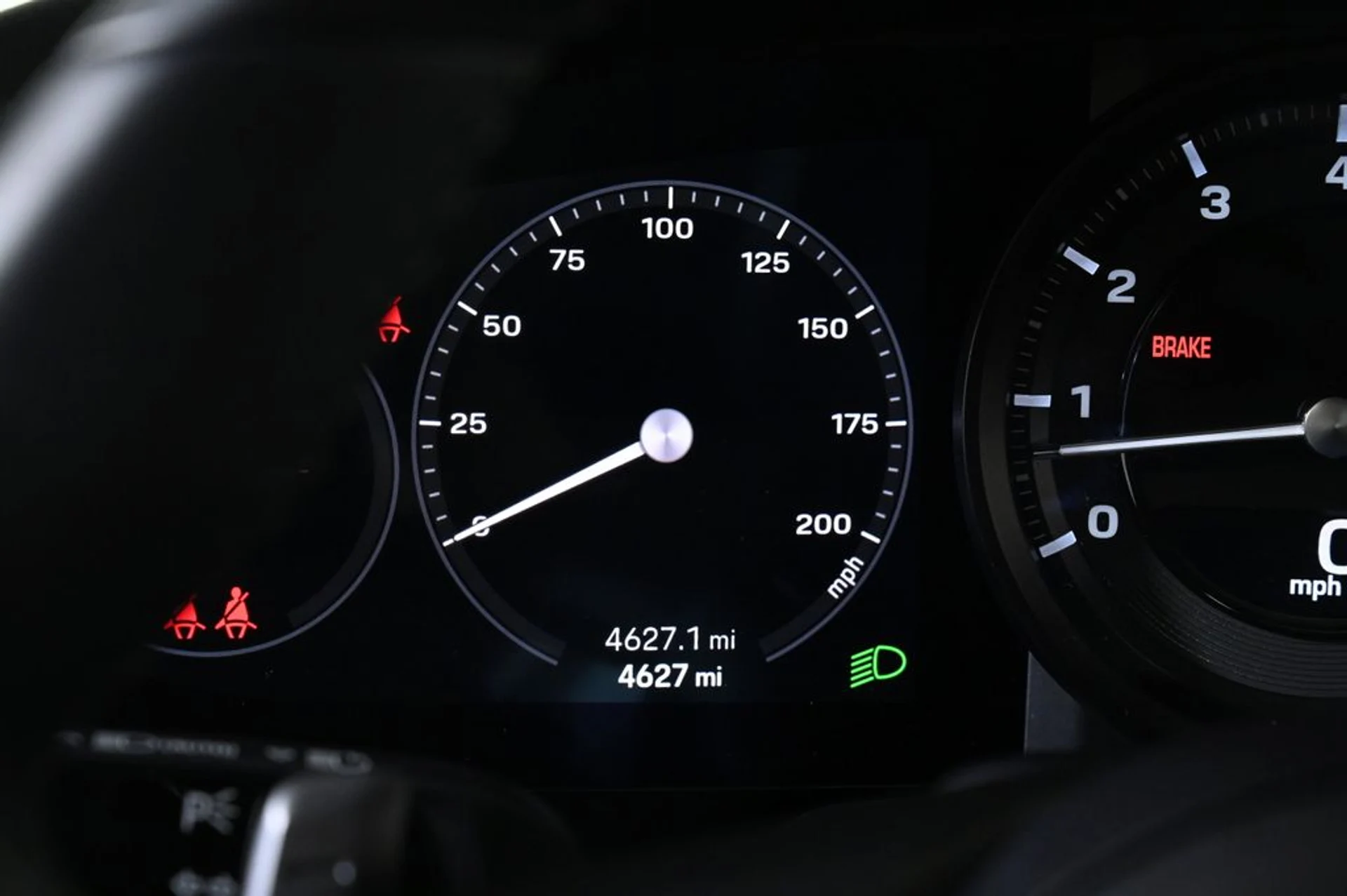 mph013_103719914_cc5356d0cd28fc46c4f56cdcc03f261fx_f2549ab76a