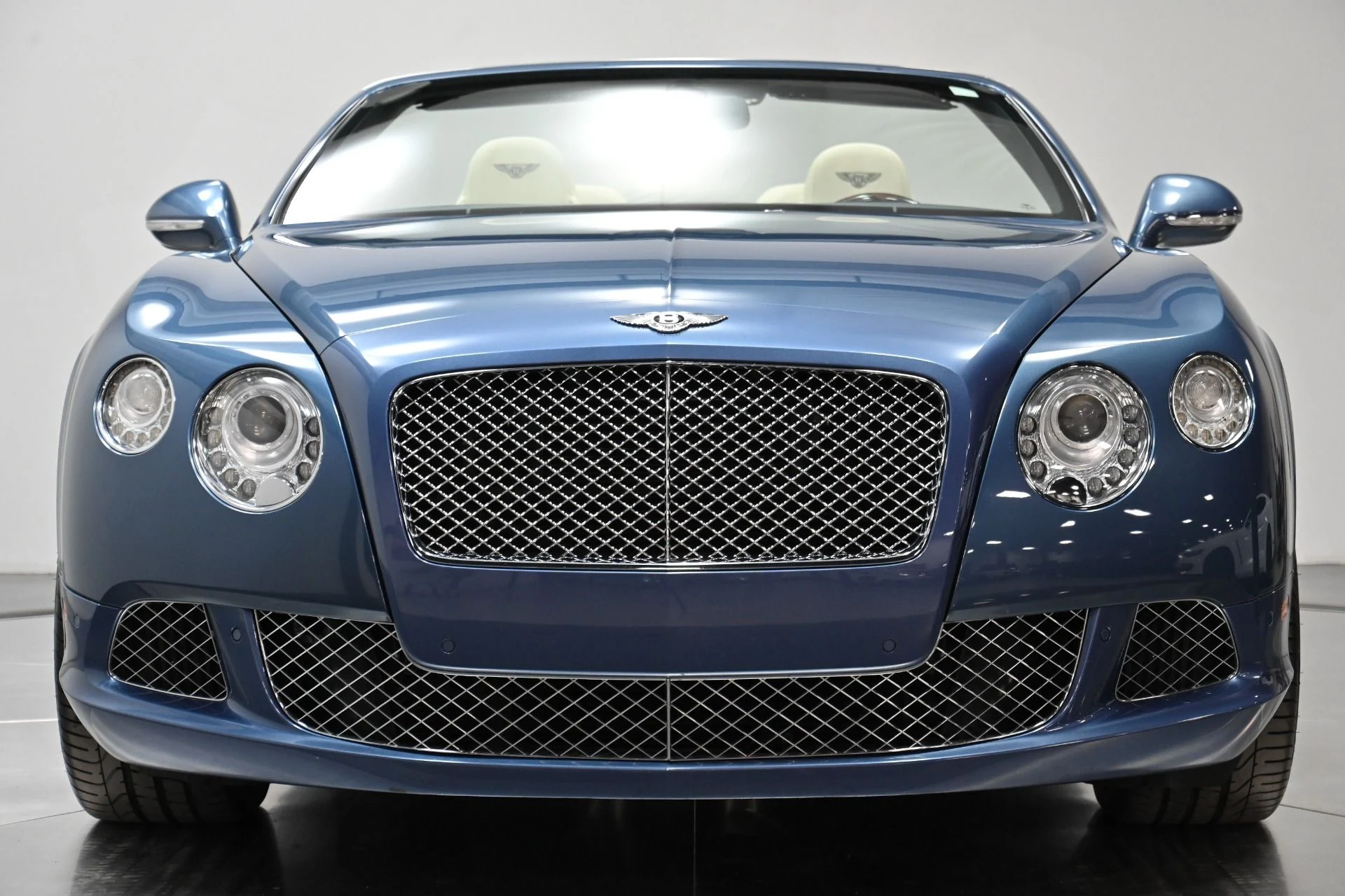 mph013_1054074844_Used_2014_Bentley_Continental_GTC_1751561855_0bb8266750