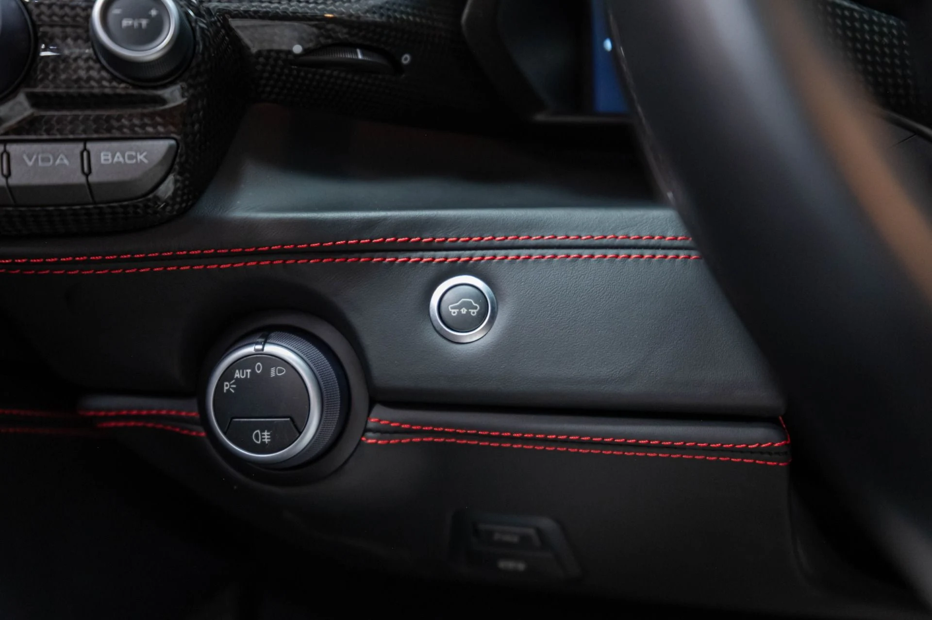 mph013_1054867748_Used_2018_Ferrari_488_GTB_1786120239_b3f9651117