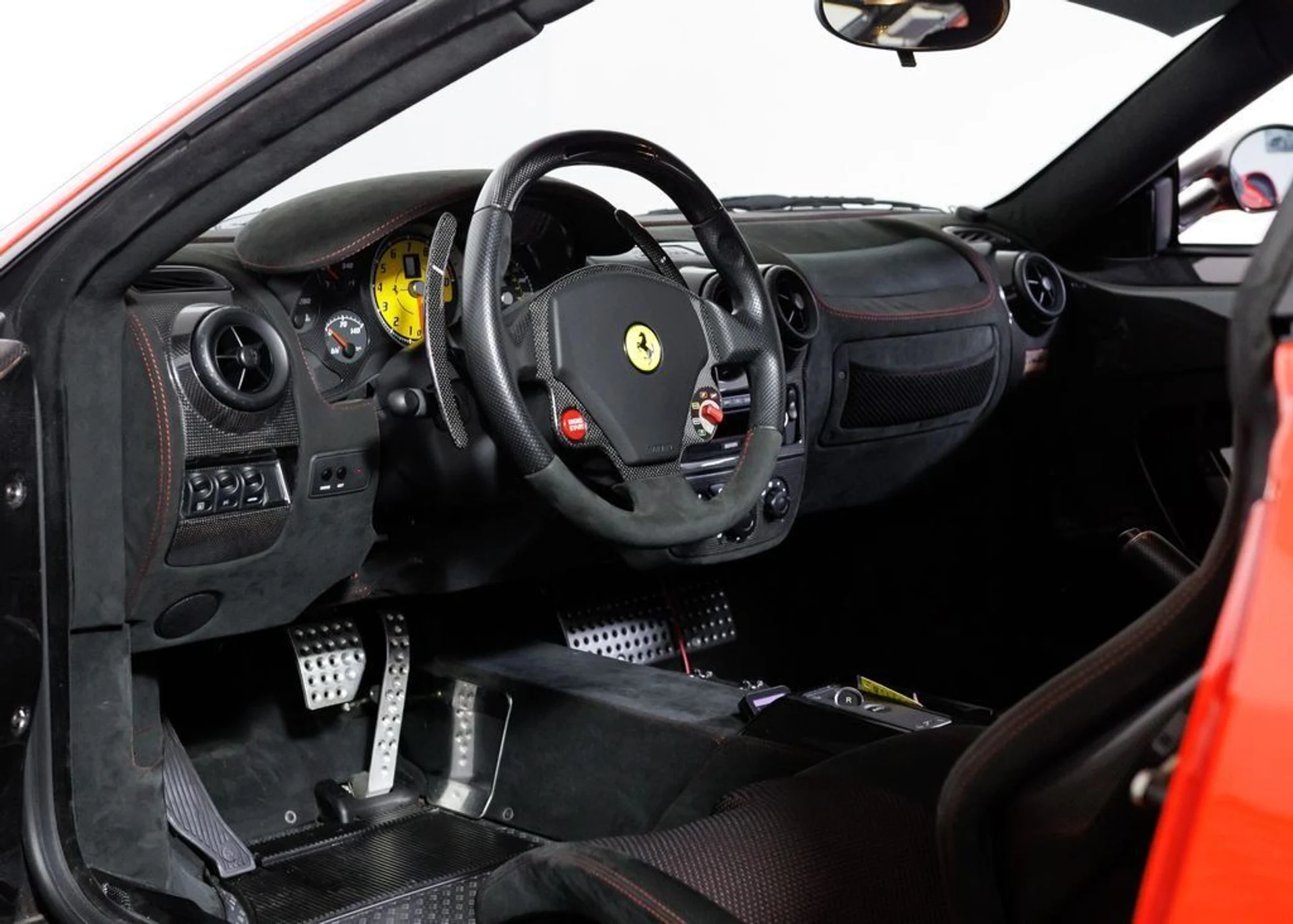 mph013_105833453_f3f238f4a80f3c42247e89680b025a88_28607229f4