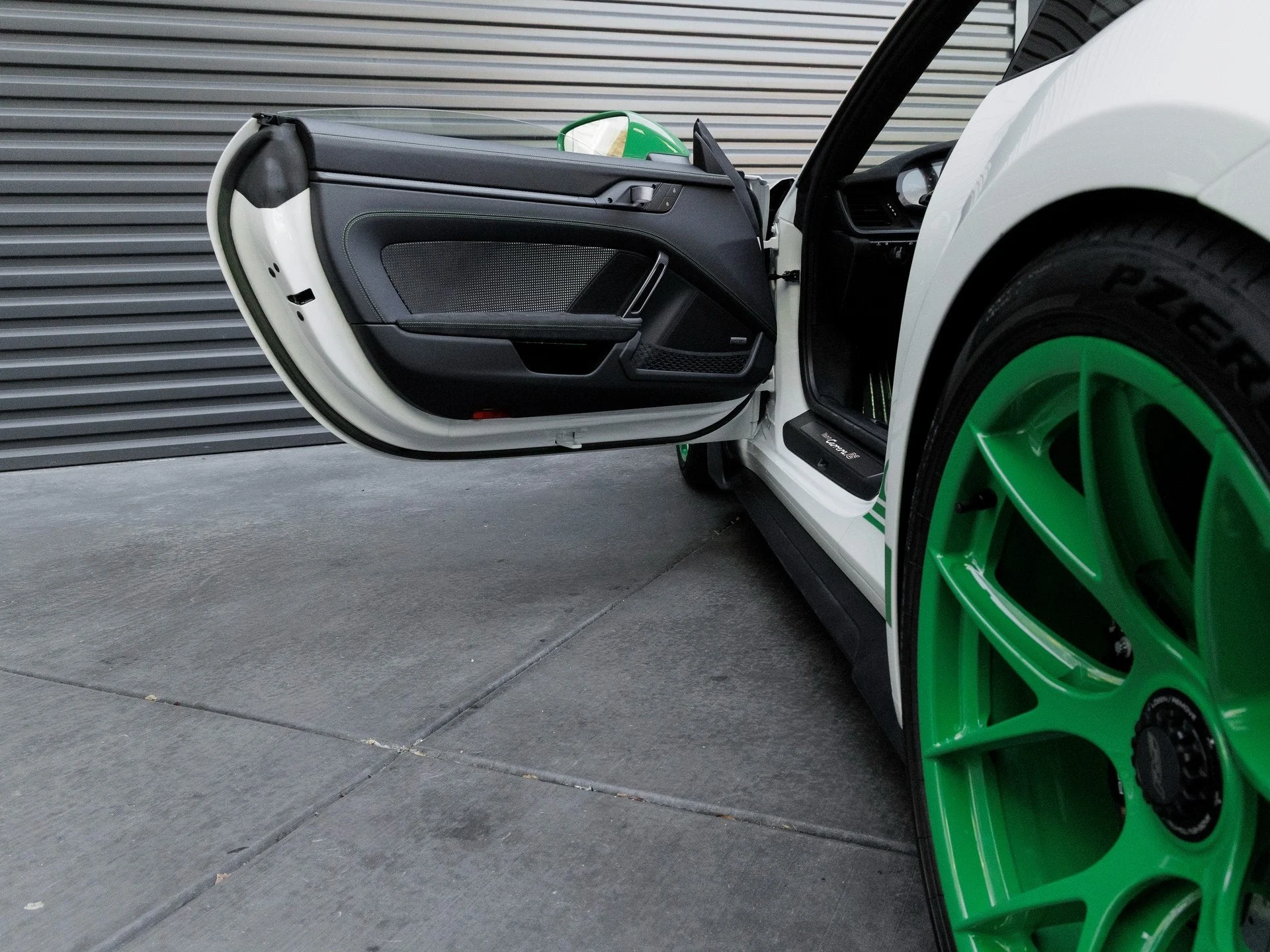 mph013_1064843531_14_64fa7ce83a