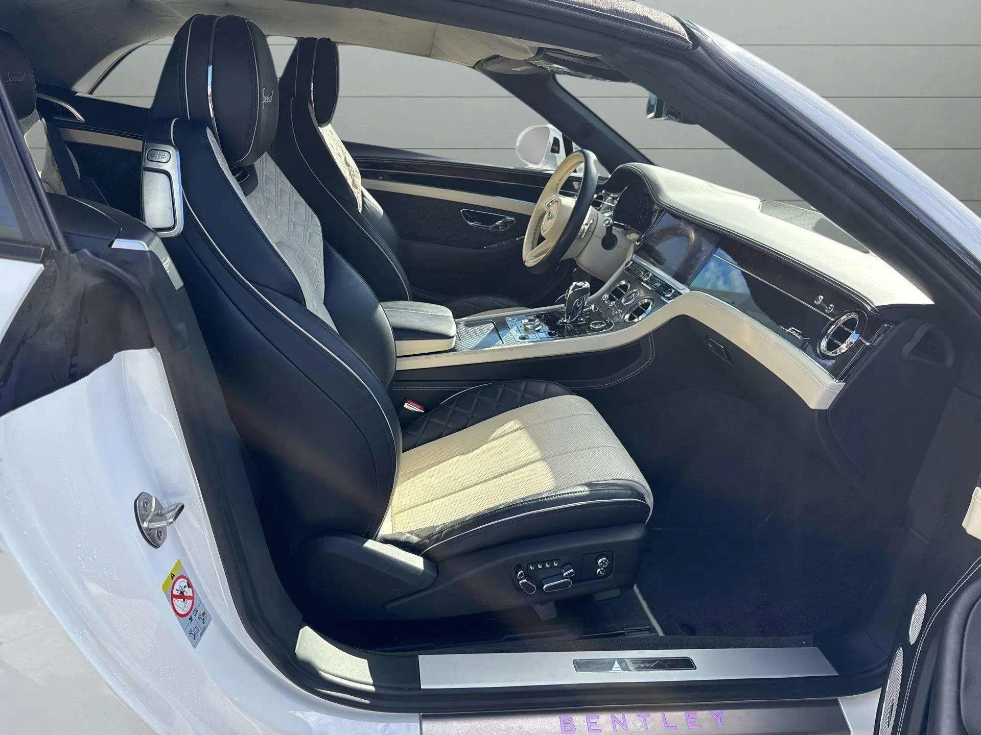 mph013_1066682113_1c1dc285cbbc45bfa7992ddfd67256b6_4b8a06304a