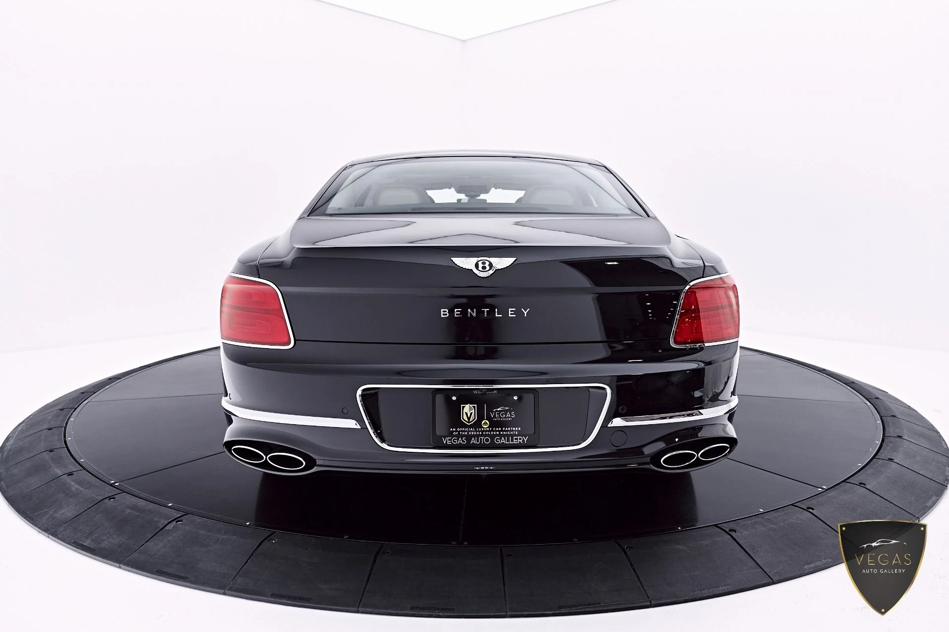 mph013_1072752151_Used_2022_Bentley_Flying_Spur_V8_1782495048_57c387638d