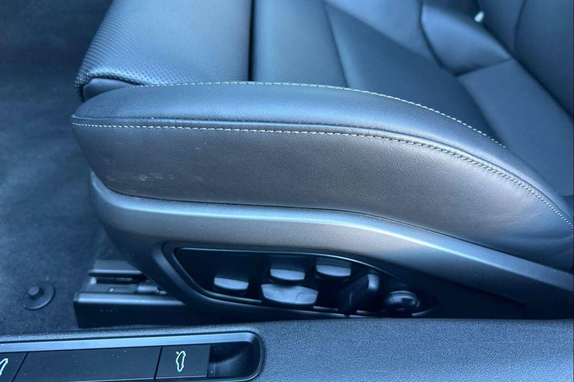 mph013_1078693494_Zc_Gffg_H_Jcj3kwxj_Kg_Y_2u_Rczmh_M_0538f6f85a