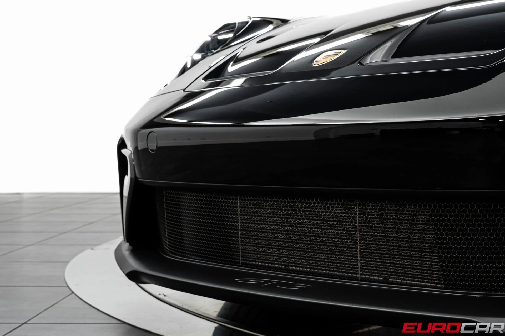 mph013_1079423340_image_14_f674a3f665