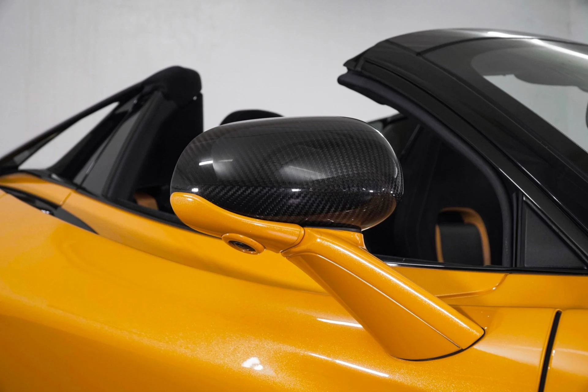 mph013_1083409315_Used_2020_Mc_Laren_720_S_Performance_1785985133_f488728c67