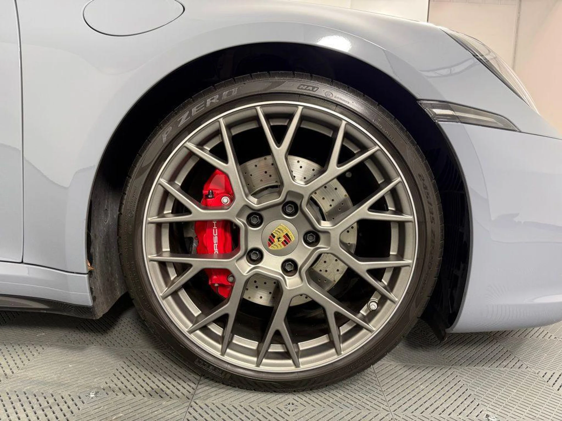 mph013_1084576661_T8kzx_BB_9_Ye_Qo_Rc_S_Amzg57_O_Tw3_RM_4b556c551e