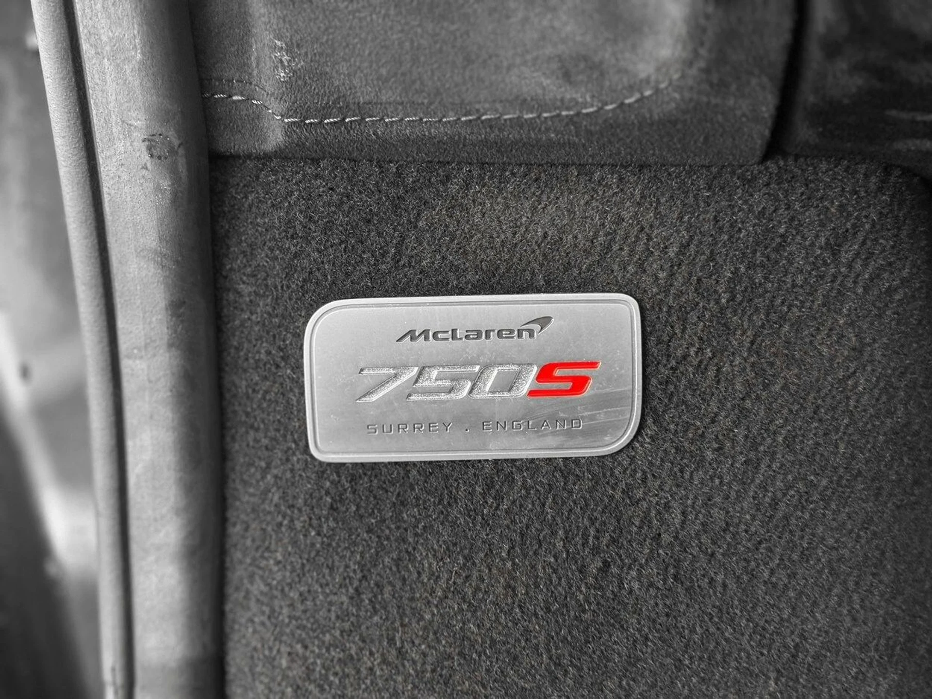 mph013_1094619944_5a6b75b83f5fff61c1e42b8a7272a384x_fe3f81f3f4