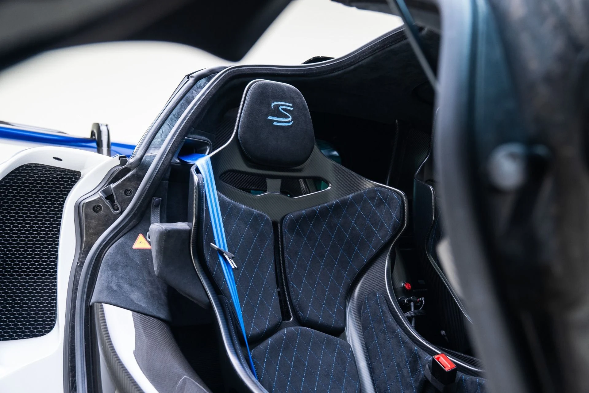 mph013_1096173751_Used_2019_Mc_Laren_Senna_1765845968_90b9f8bcd2