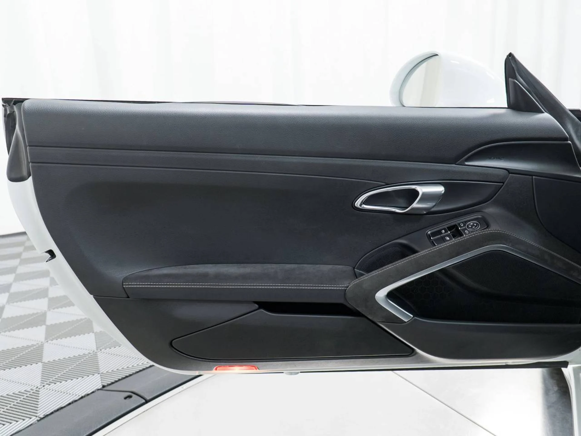 mph013_1099558319_1280_bcd7d645de