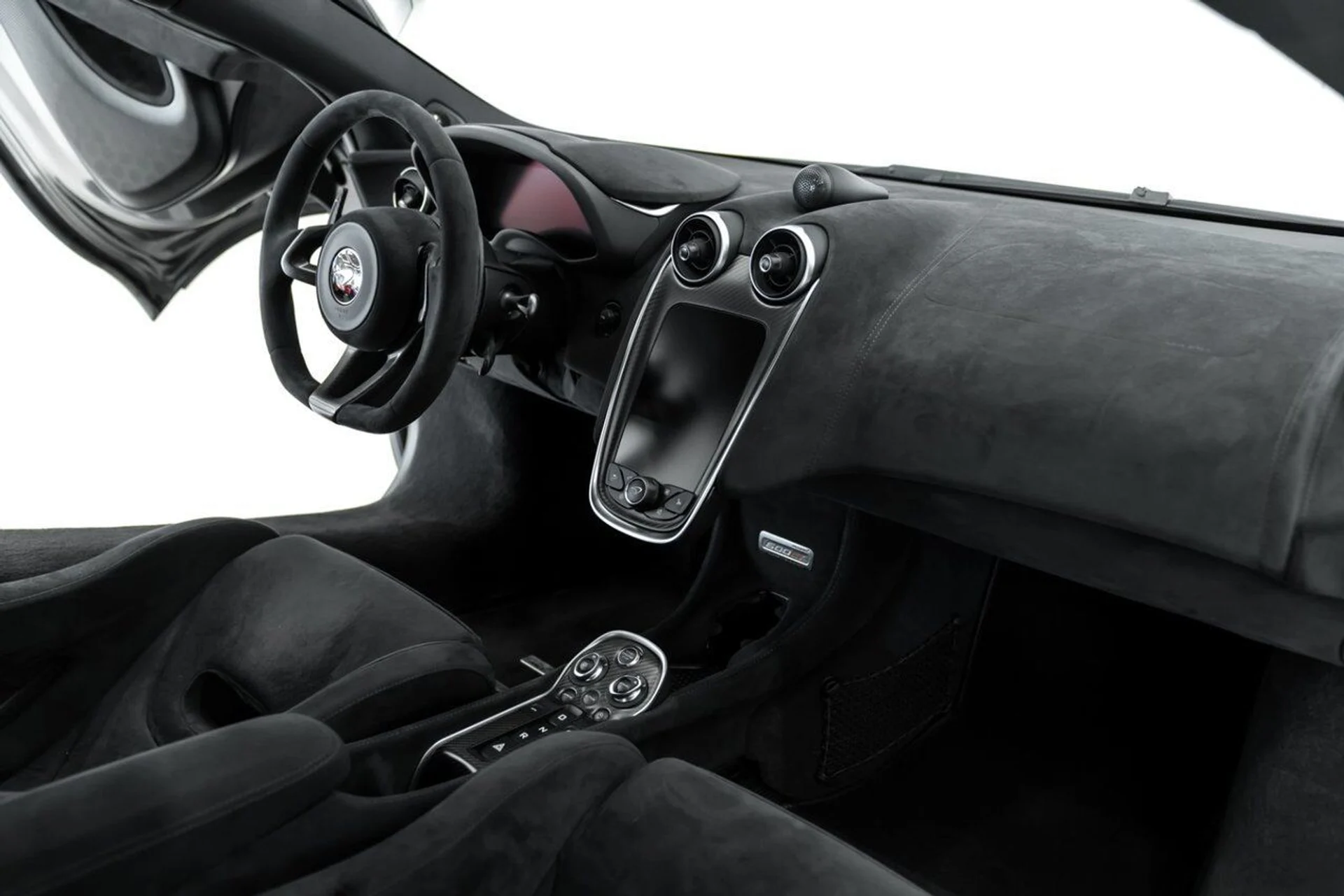 mph013_1102574238_mclaren_600lt_2019_jpg_v_1773863537_97feaf6863