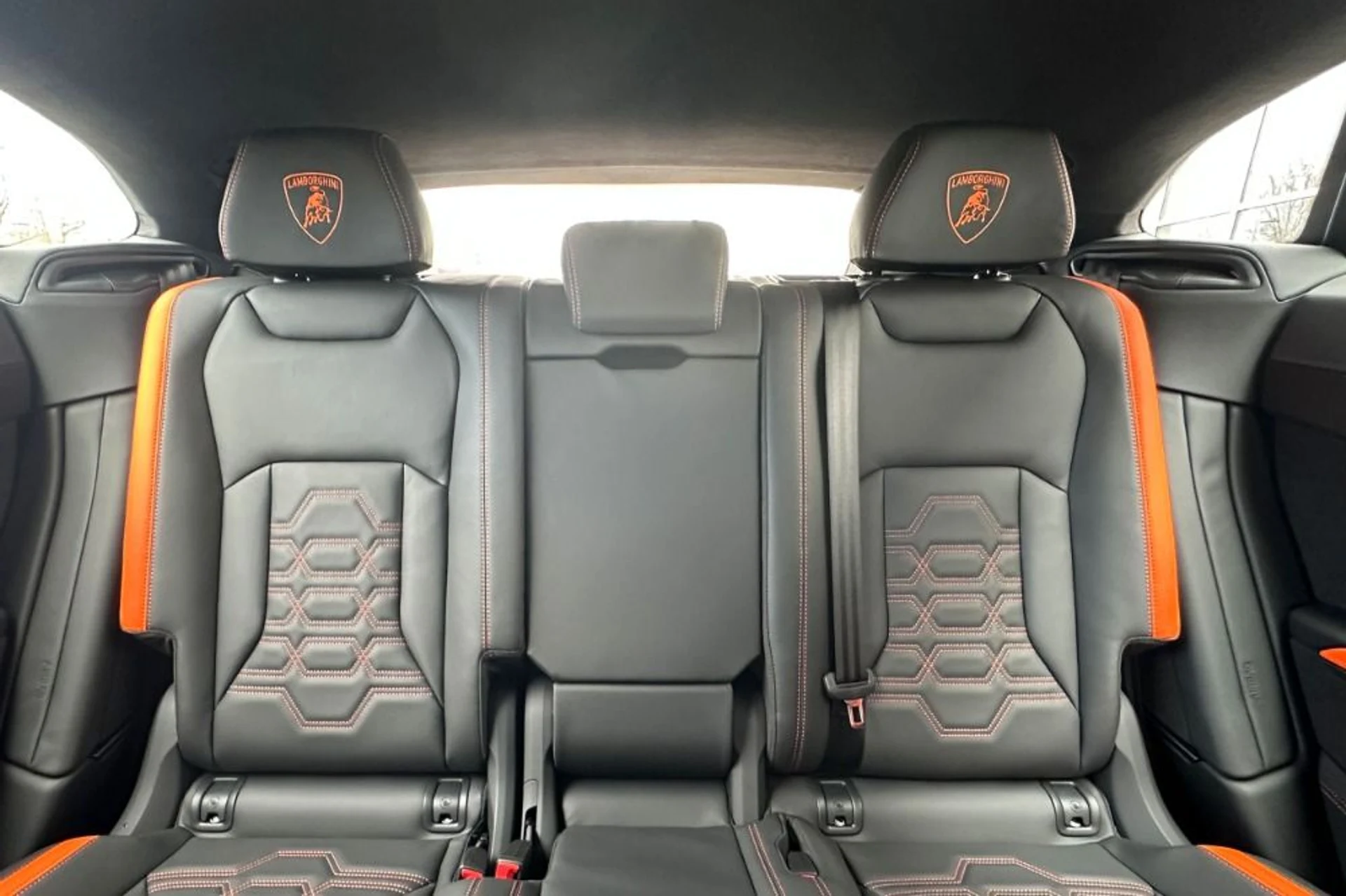 mph013_1104364960_New_2026_Lamborghini_Urus_SE_1776108765_145253286c