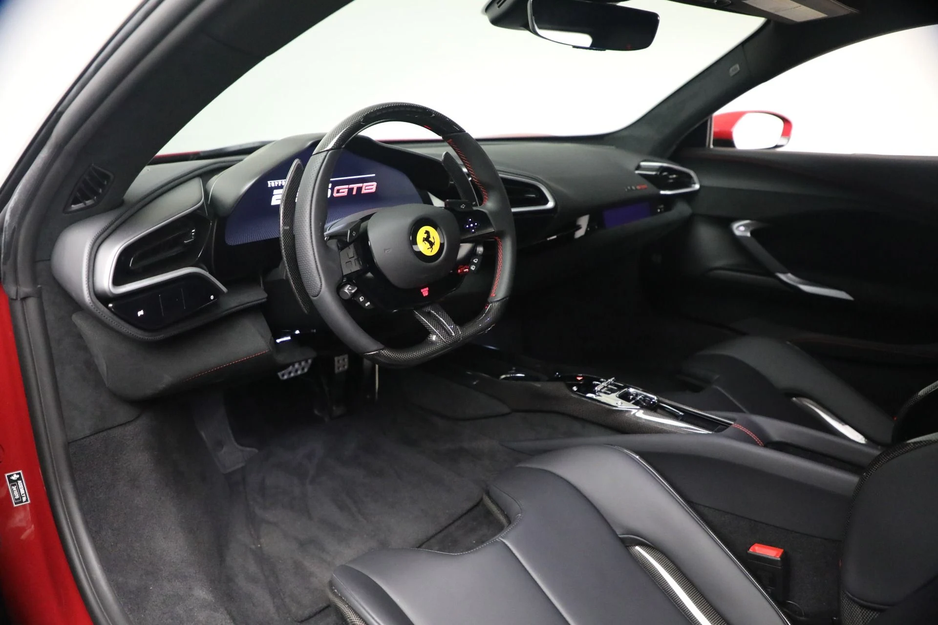 mph013_1107439721_Used_2025_Ferrari_296_GTB_1777569571_296254dc54