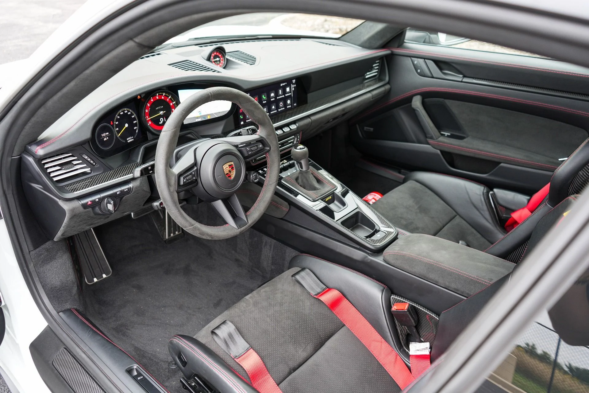 mph013_1107737821_Used_2023_Porsche_911_GT_3_1789589531_adccb16ec3