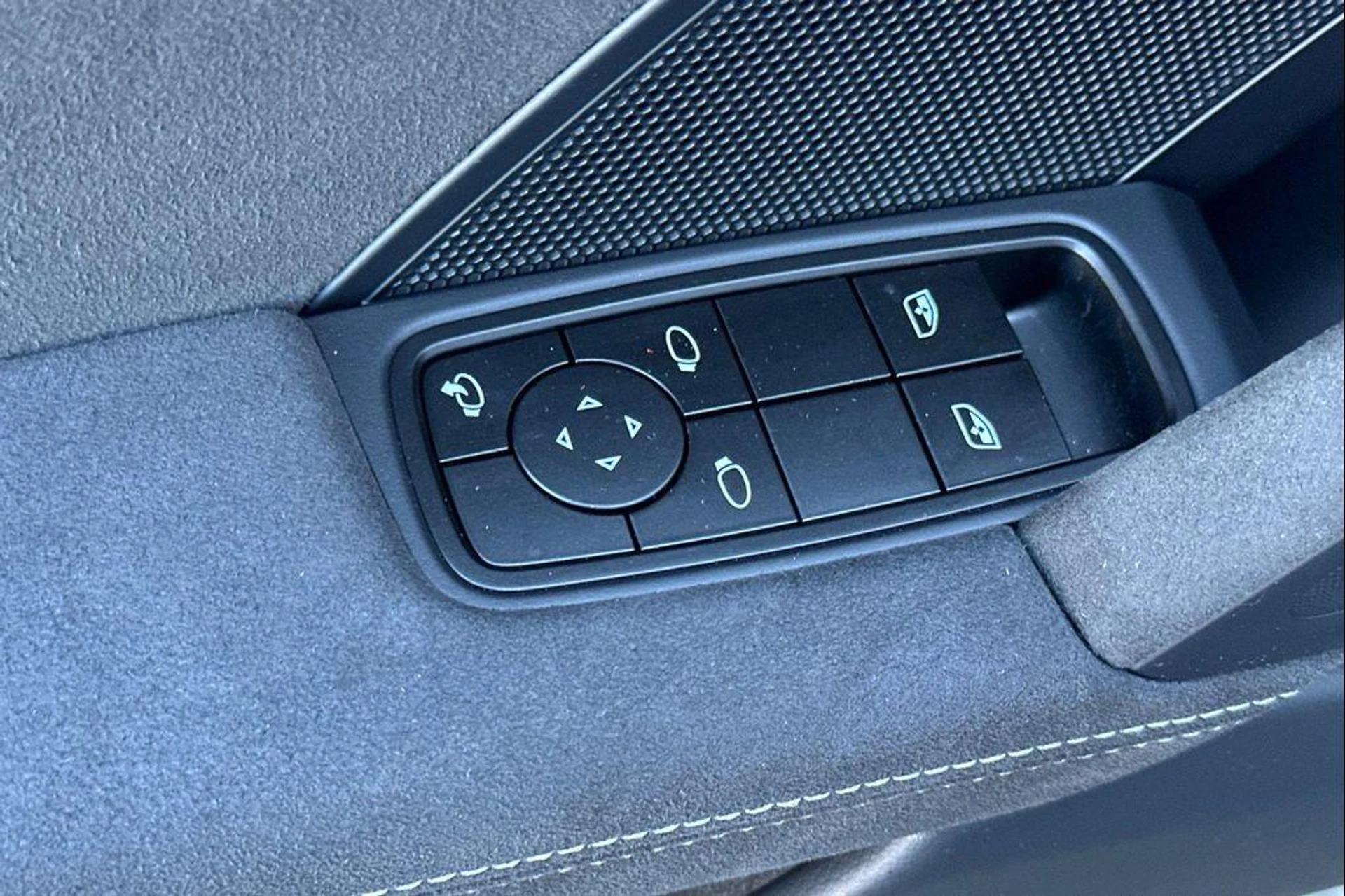 mph013_1107817095_ZFVE_2_Vcu2_Vdf_Sh_A785_T9_P_Qaz_J_Rg_52e0d180c3