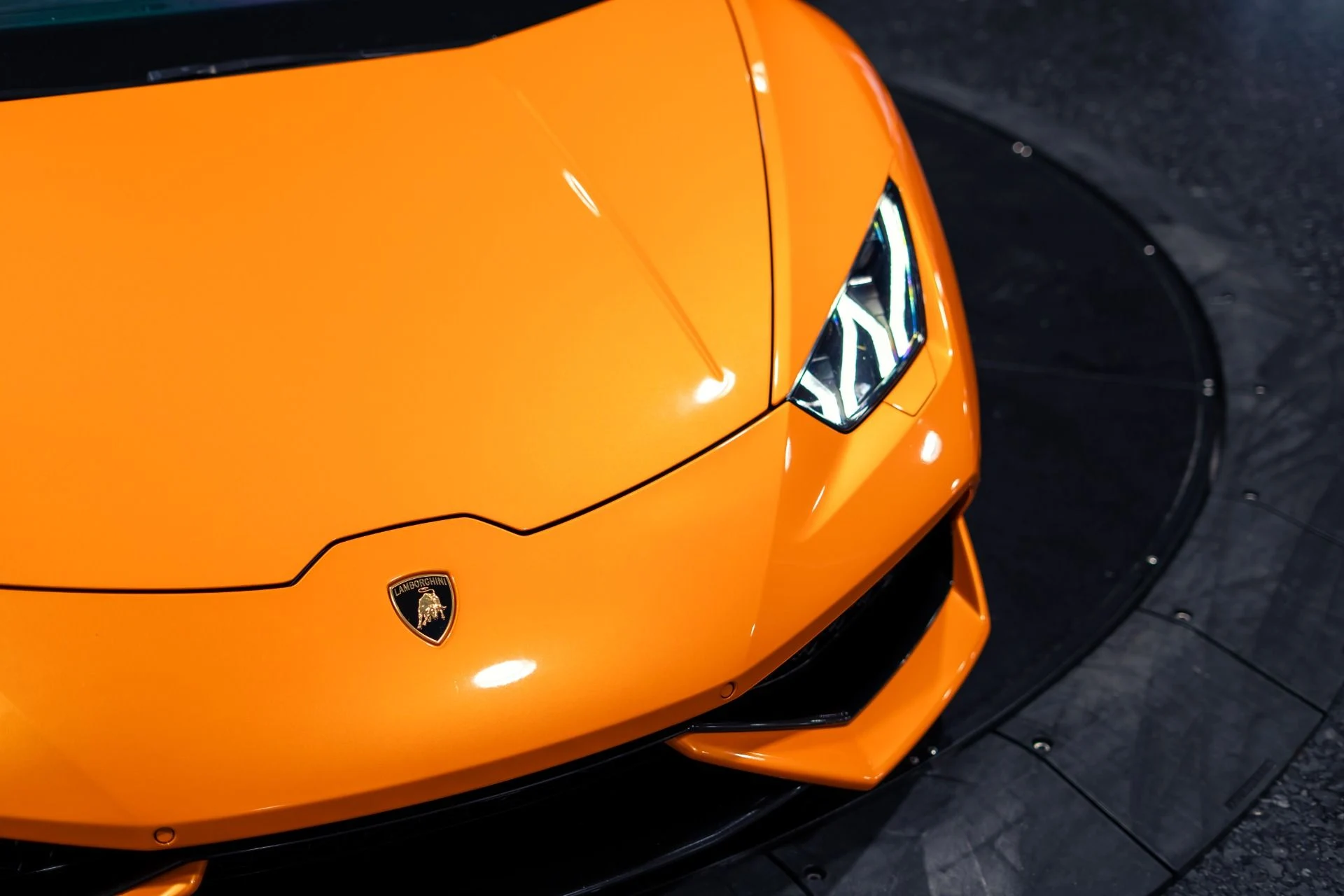 mph013_1110900704_Used_2017_Lamborghini_Huracan_LP_610_4_Spyder_1780761018_c28d5ce8a6