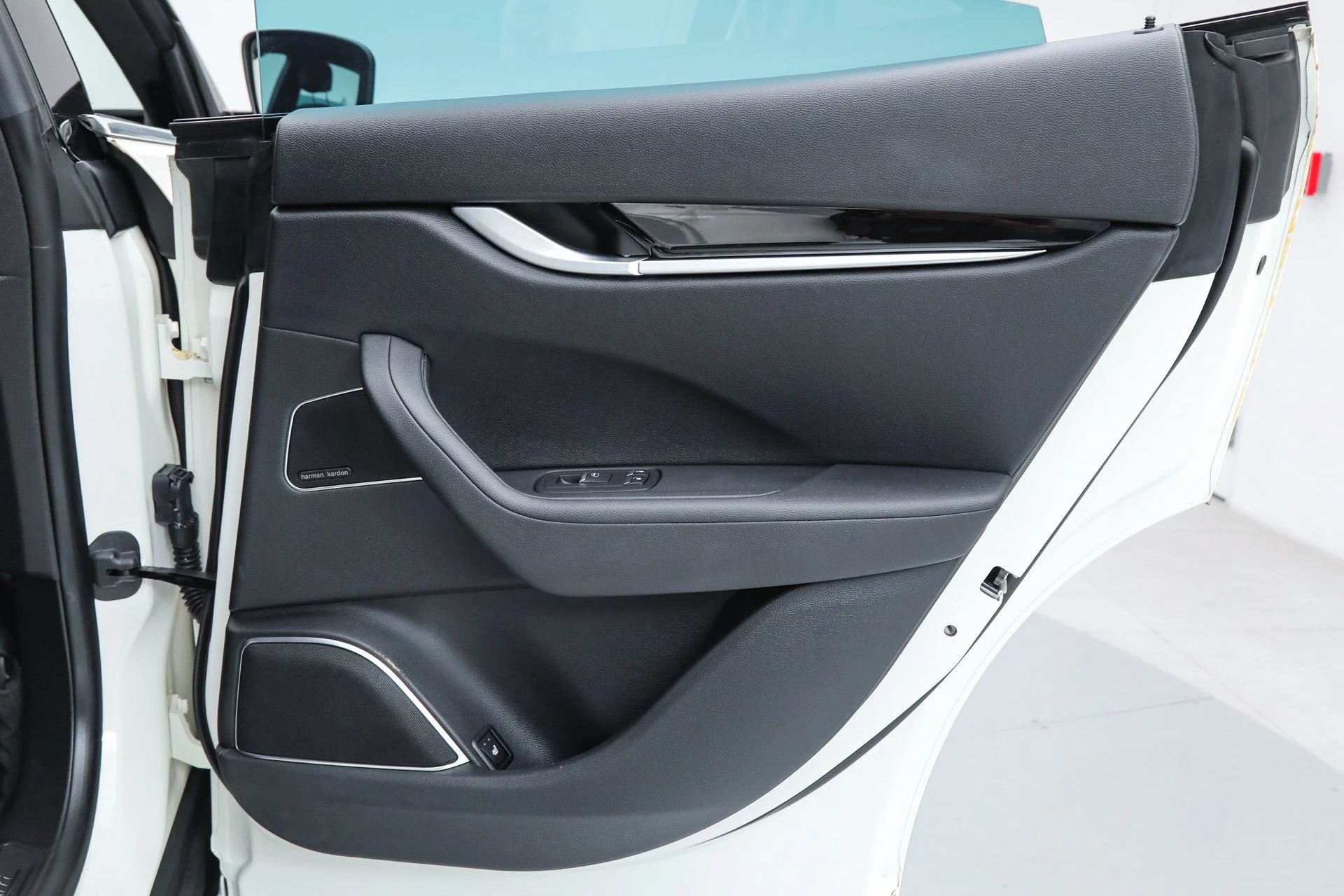 mph013_1116513929_5381042e28370a7d4474824b41497374_f84b699d16