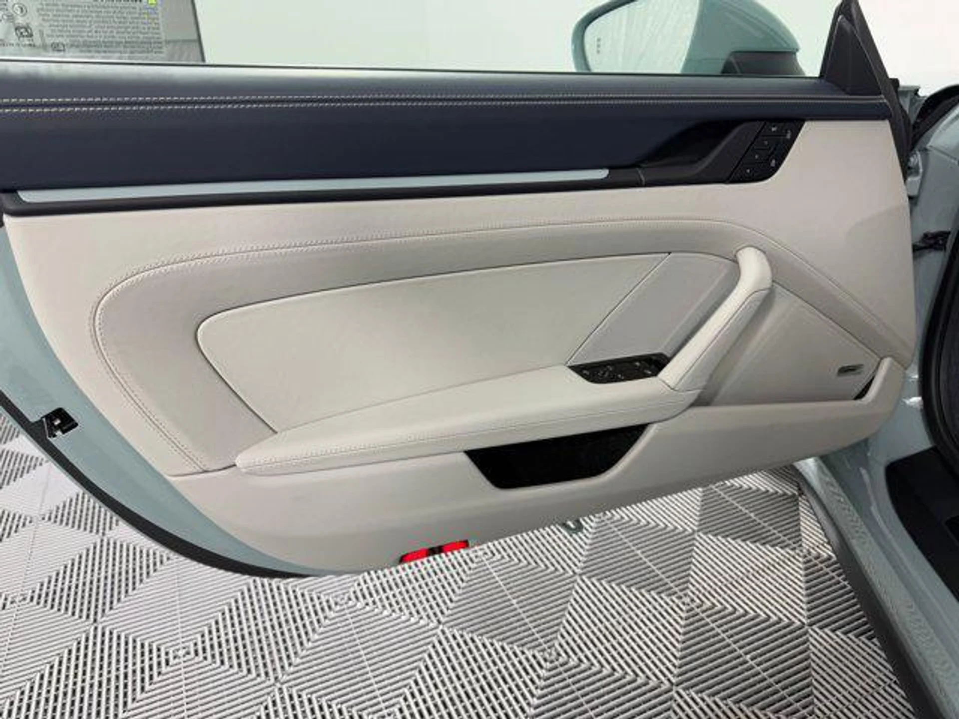 mph013_1121028327_I_Iz_Xpitr_Gzub29_D_Gpumgk_ZB_8om4_03de2114aa