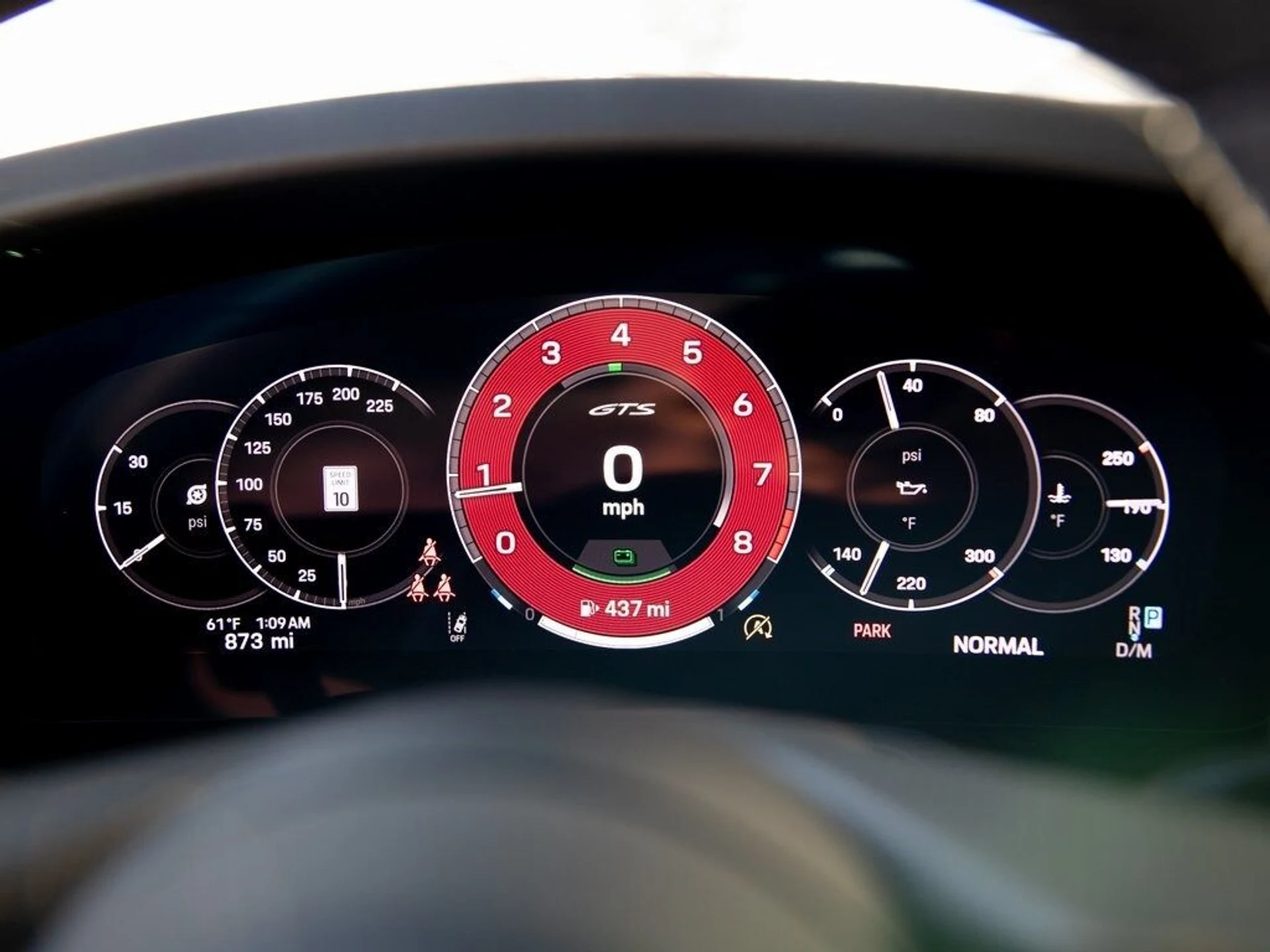 mph013_1124875954_7b5b84c7a56f84593a51c28607c8992cx_c6e7dc6d17