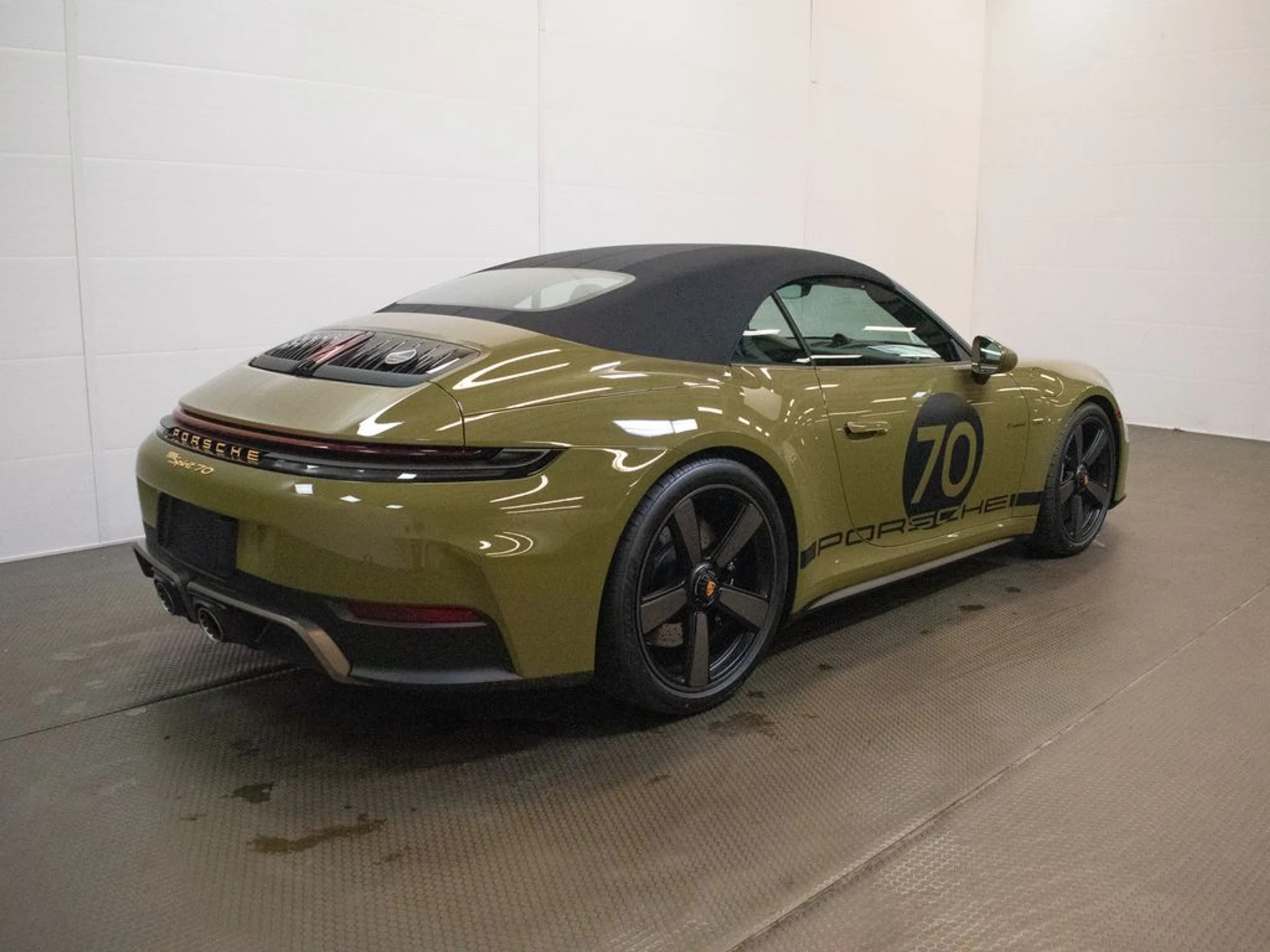 mph013_1126591050_fac89ad27bed33156f5f84eae9f5235fx_391bb94e62