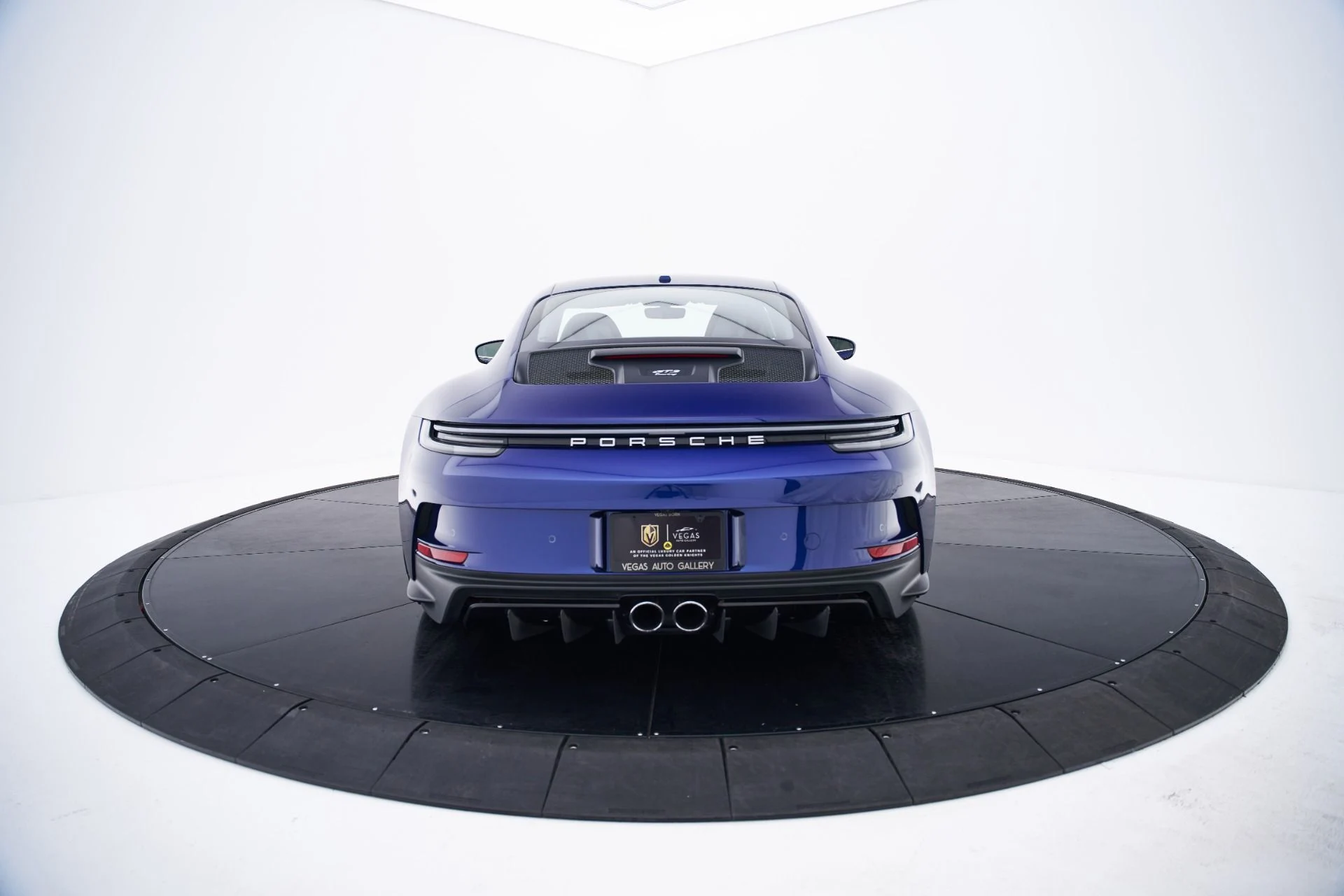 mph013_1127016359_Used_2022_Porsche_911_GT_3_1793061758_6e671e0b53