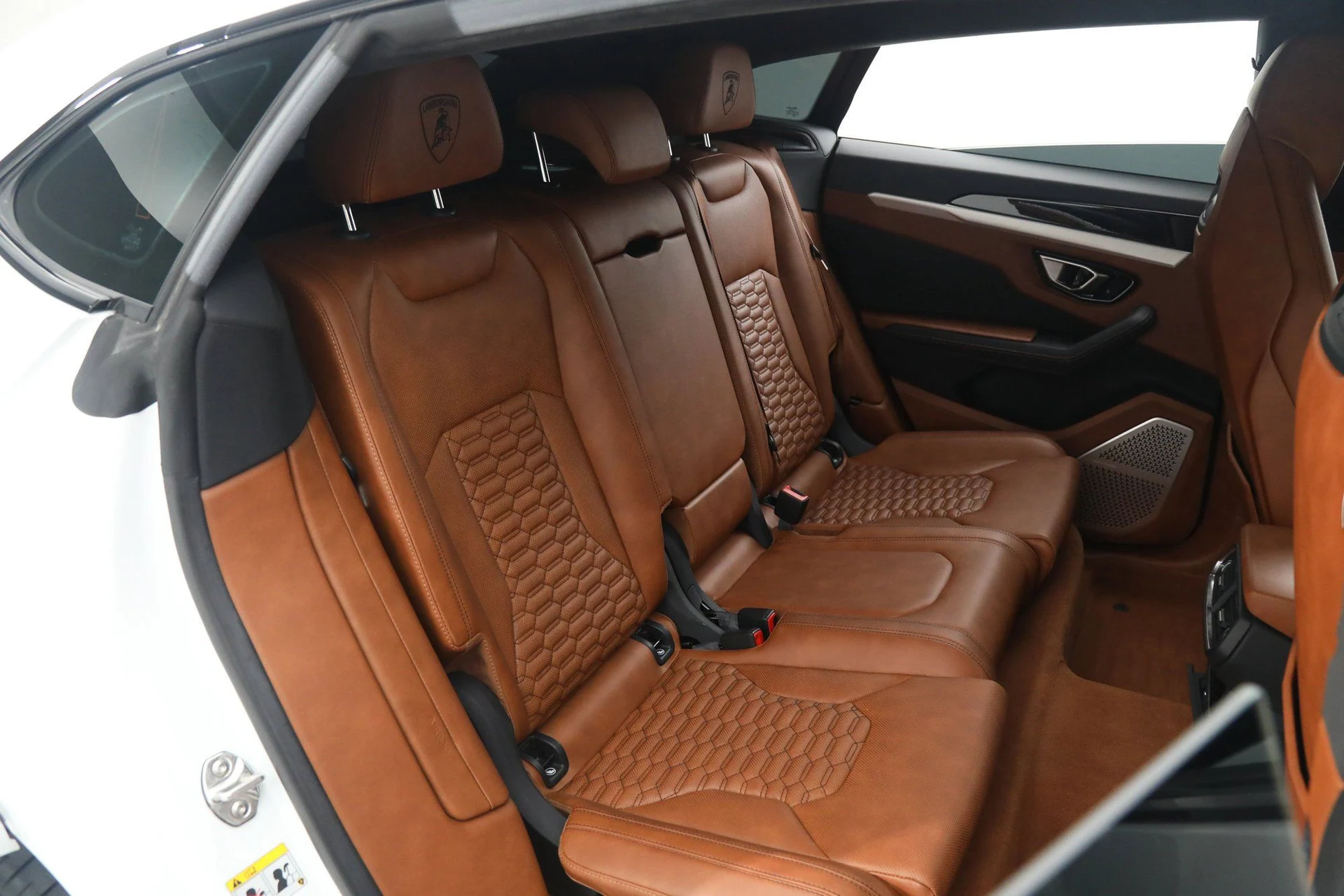 mph013_113237466_4484c4b9cf54262af1de6ad491237f4f_95266b3724