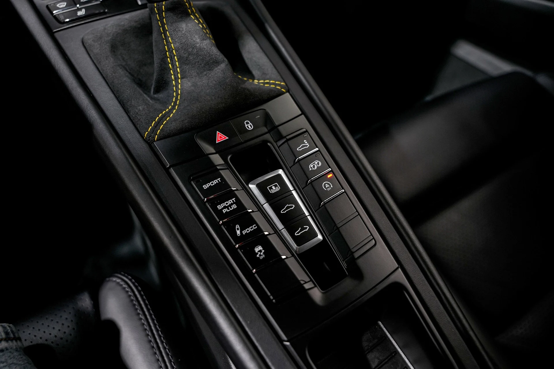 mph013_1132702666_23e53551c847dd0a6e9e95c0f8203463x_0ec5c88214