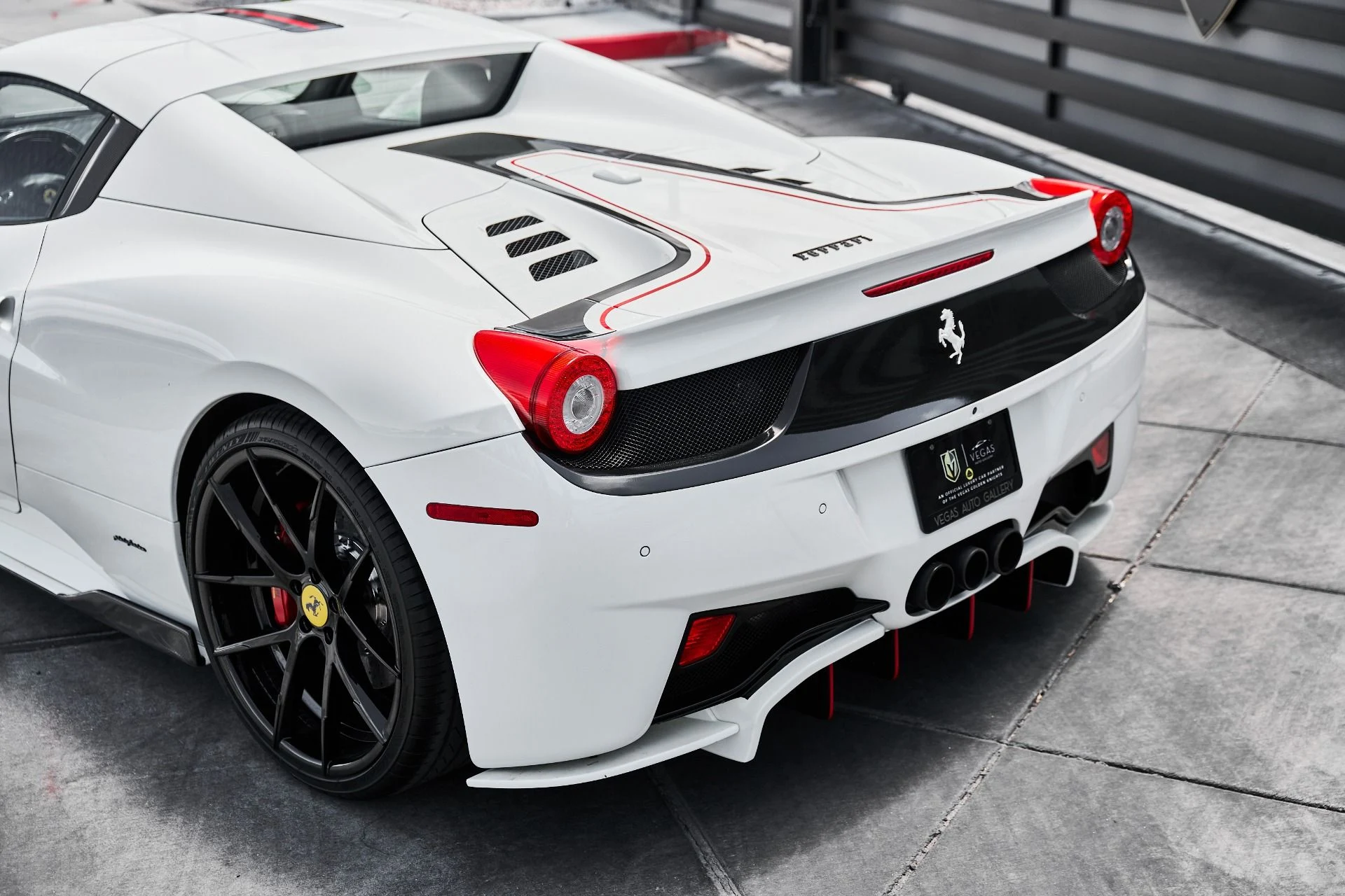 mph013_1135992763_Used_2014_Ferrari_458_Spider_Base_1781828191_2a2d482abd