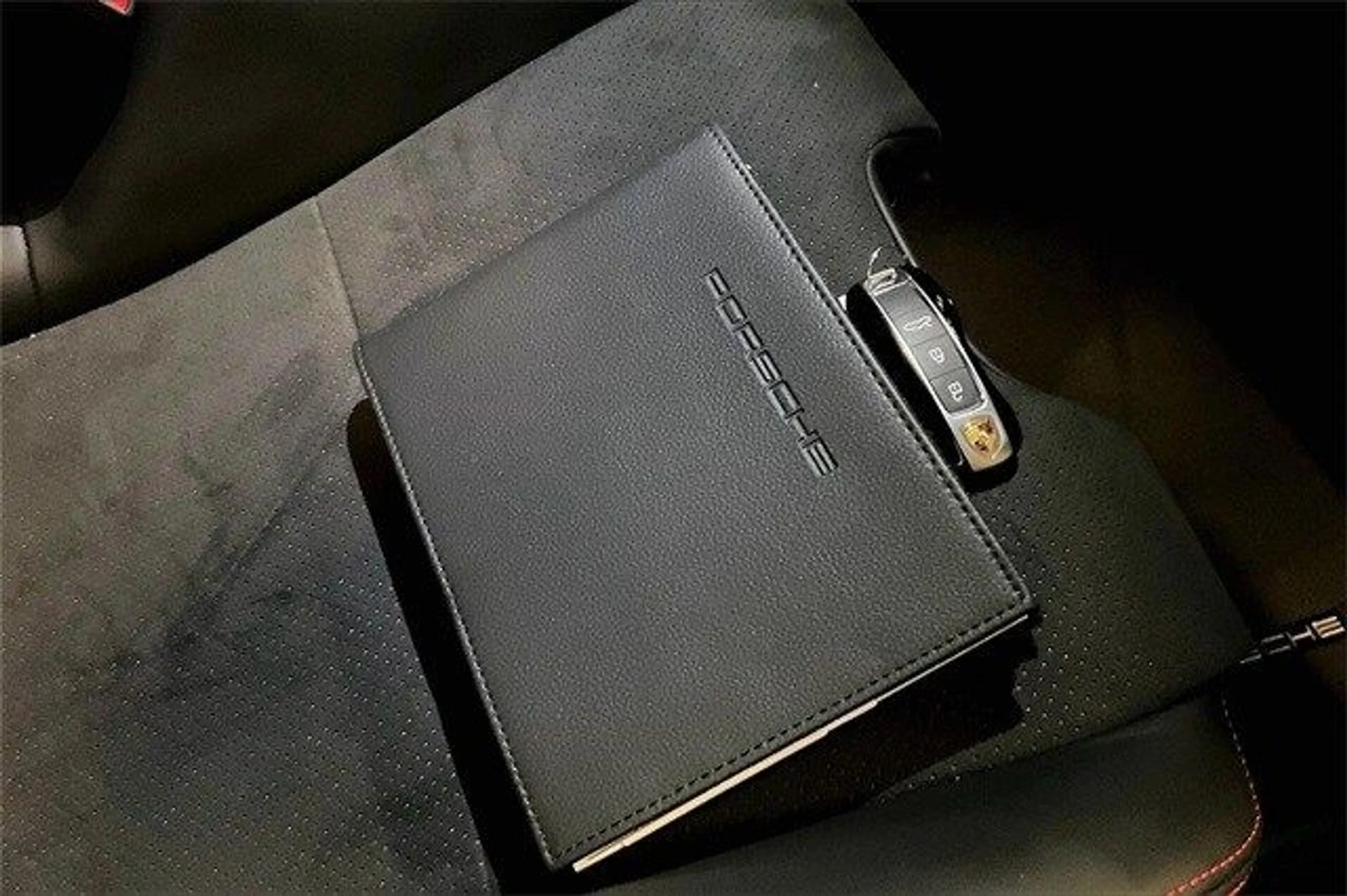 mph013_1137169063_bd75bc5bc73a7a013812ead7f0c3f755x_bedb99c299