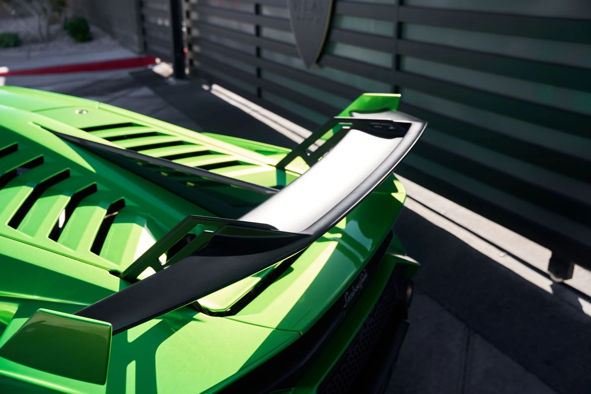 mph013_1138476183_Used_2024_Lamborghini_Huracan_STO_Base_1793231378_c71a9d125b
