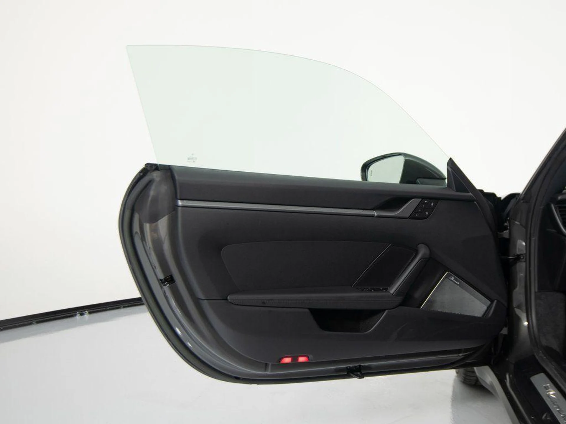 mph013_1150061443_P_Ni0_Fk8ap_S8y_V1_Aoa_ZY_3qr_XP_Ks_08abec9a80