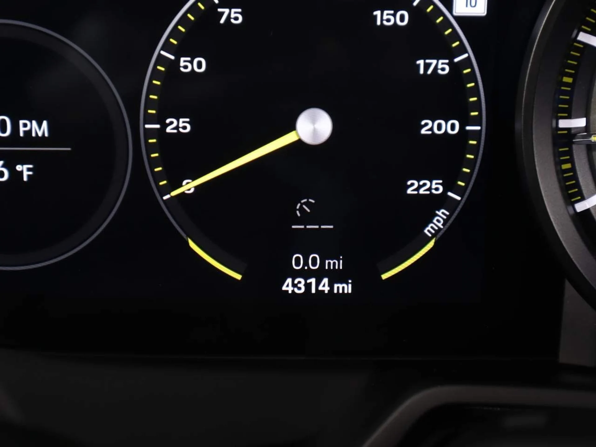 mph013_1151376225_e11706f4a2e198f454da925a4c81fcb0_ee05b14e25