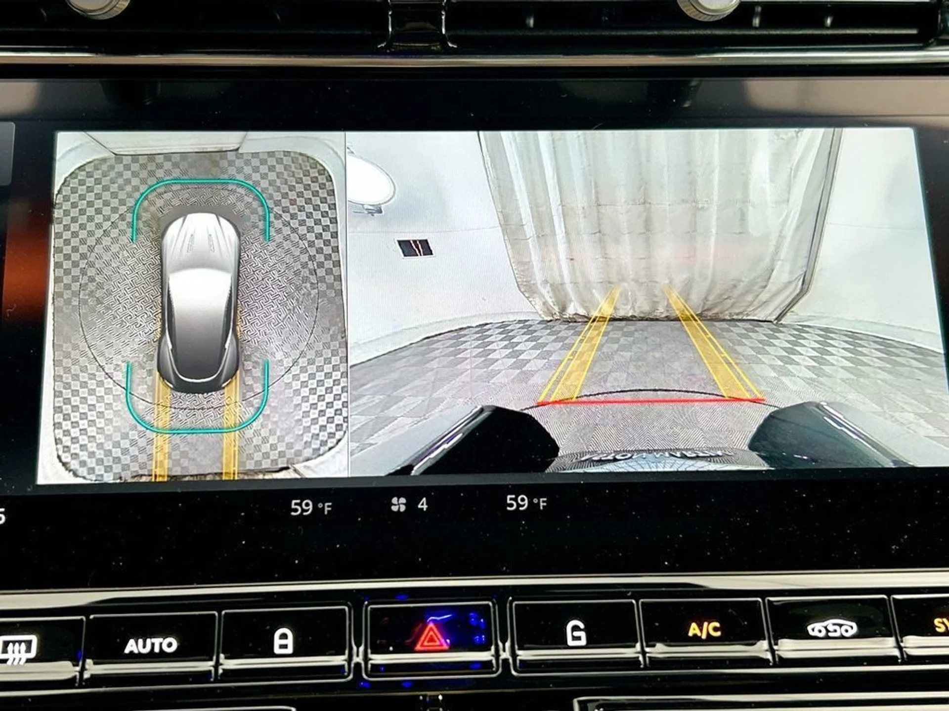 mph013_1151729499_used_2026_aston_martin_db12_coupe_8119_22986073_14_1024_39258e9b1a