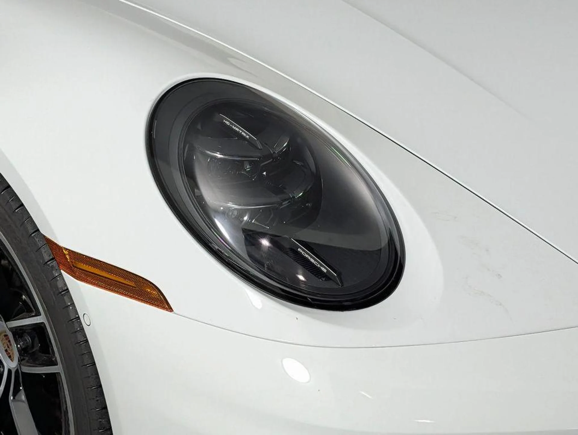 mph013_1153416602_l_an_Tew3_Kp_Yf_PA_9_CA_0n_W_Yy_QMO_0w_61fcb8d58c