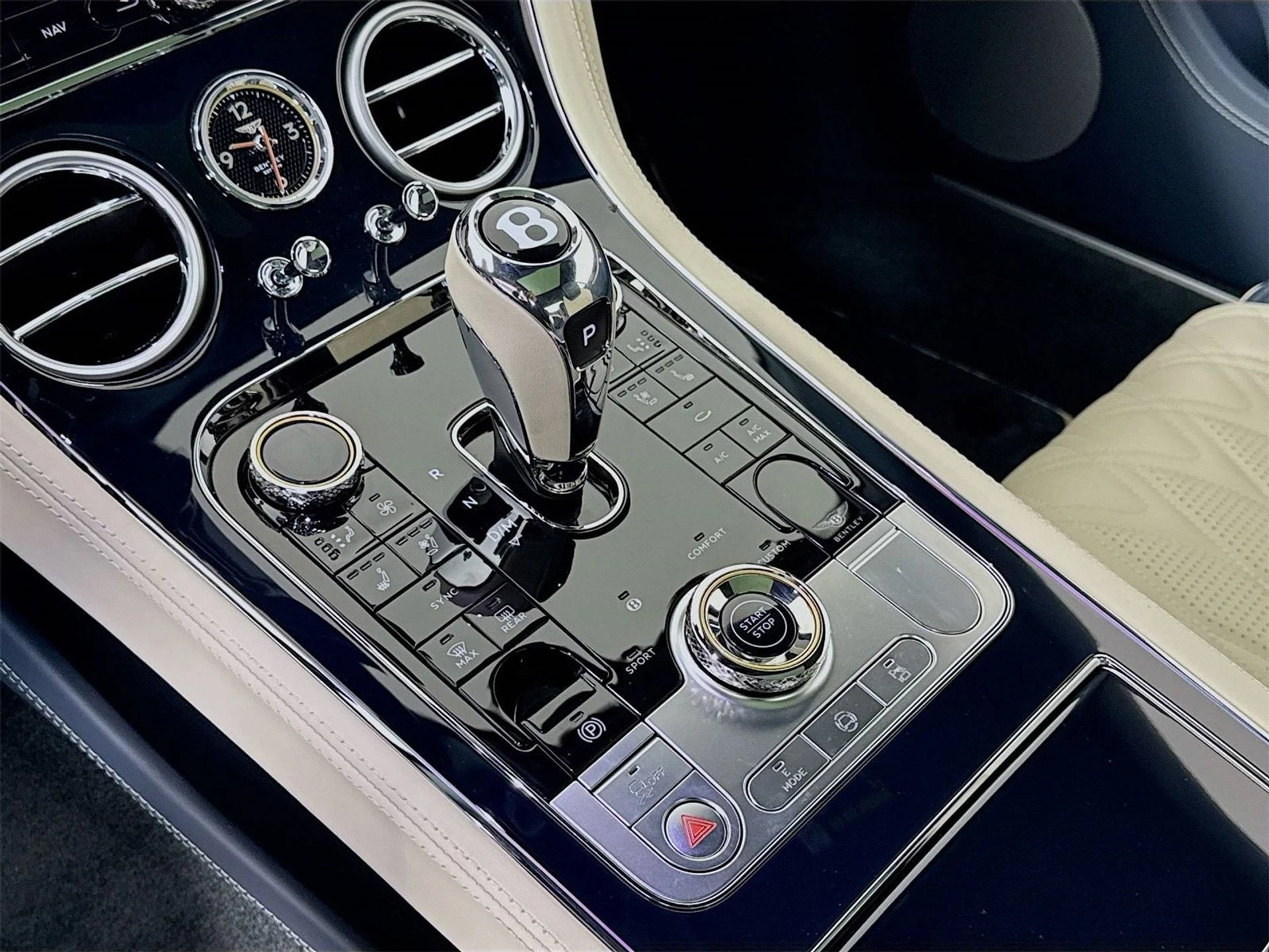 mph013_1160279054_a09d766af1ee72b2bfbbb4ff1e412479x_8395255837