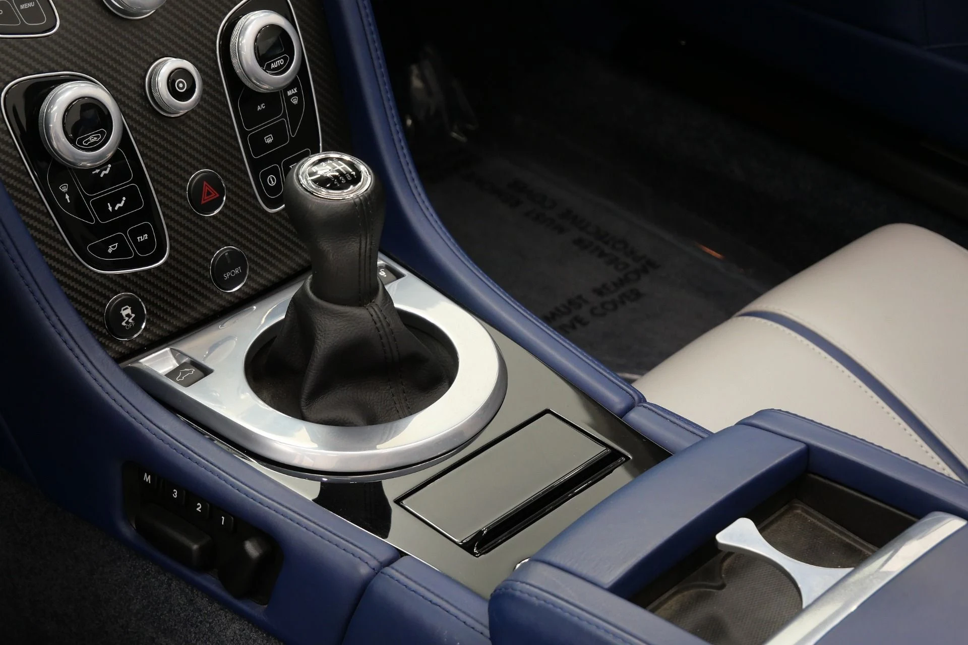 mph013_1162410453_Used_2017_Aston_Martin_Vantage_Roadster_7_Speed_Manual_Limited_1_of_100_for_the_USA_1765816519_95deb2074c