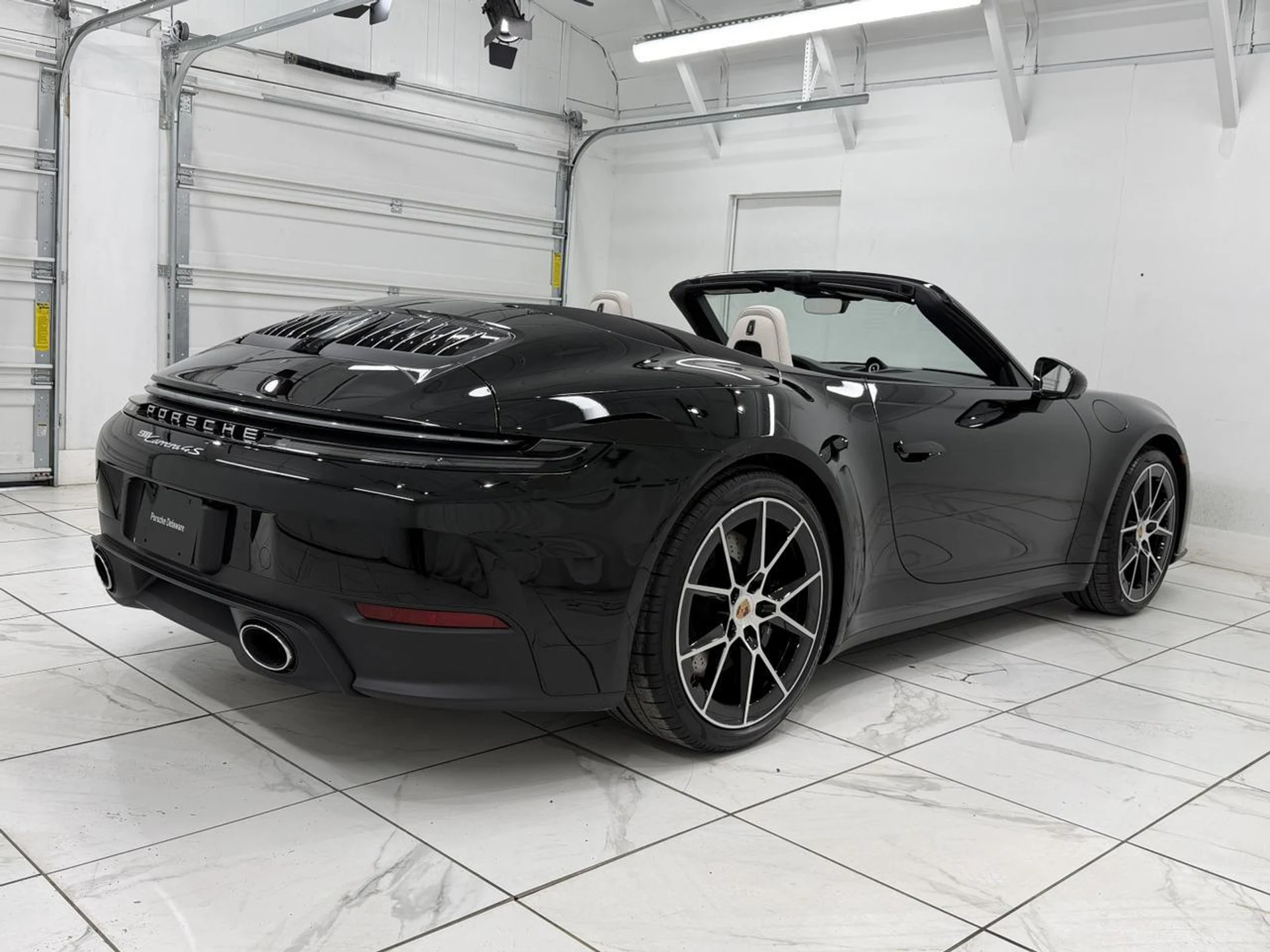 mph013_116244496_e8002dc0efdf8b39bc873b30c2a23880_c9344bf4d6