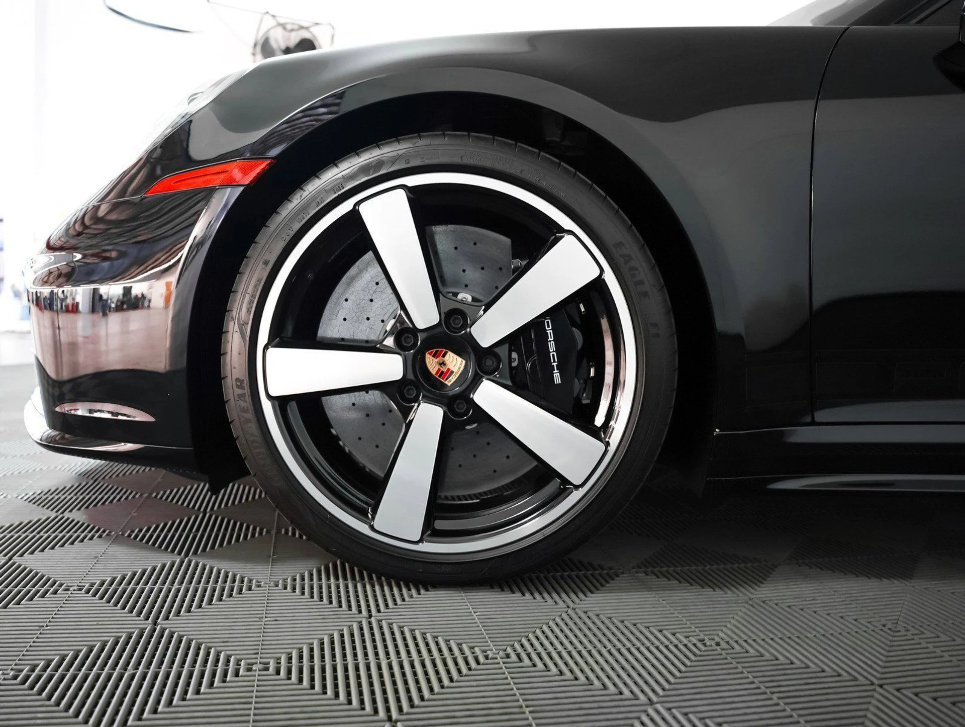 mph013_1170607197_6823f998f0eee21a352b57204ddb285a_d45409d1bb