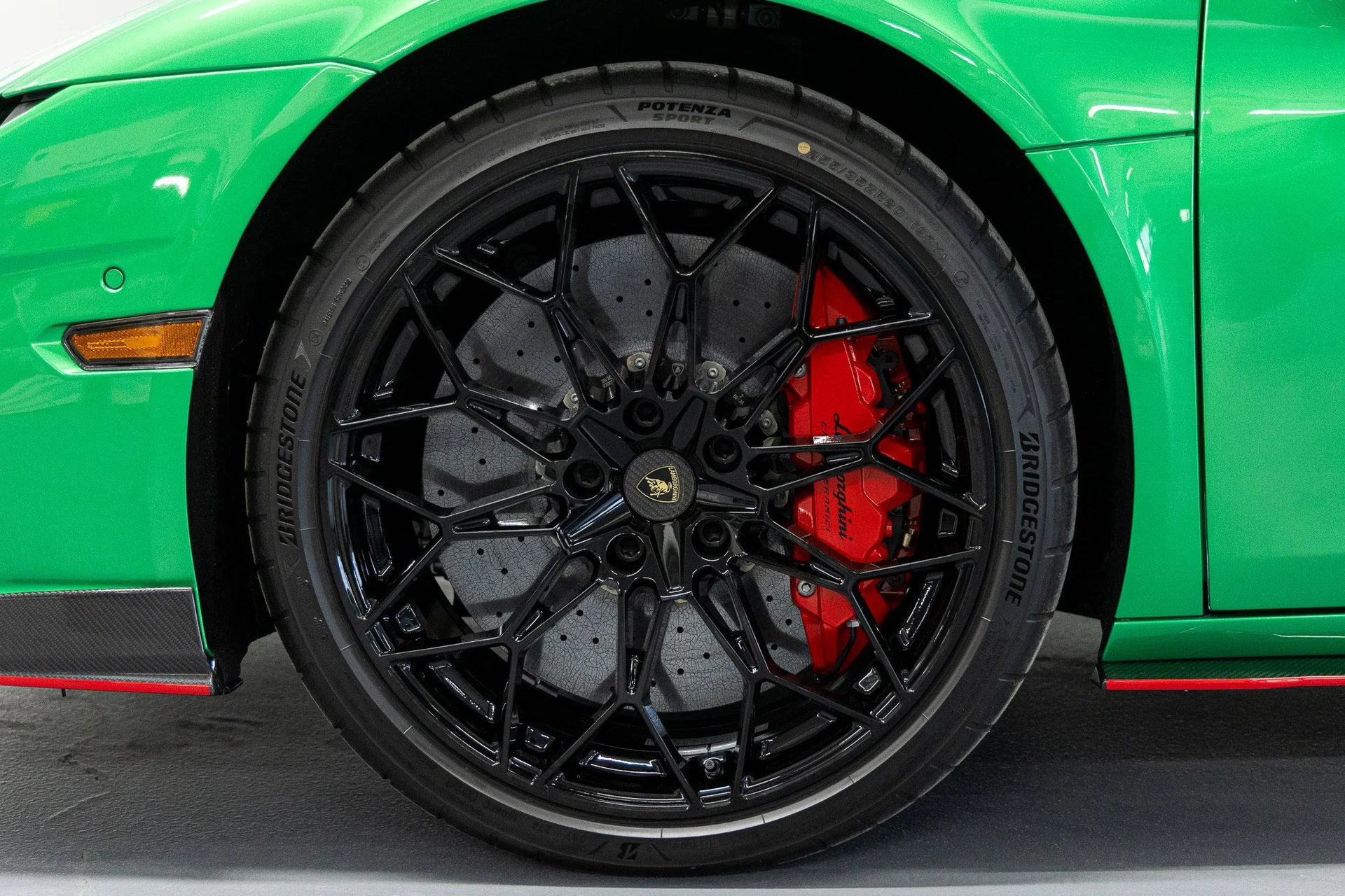 mph013_1178709684_89c42b3833a354fa55352662a580d054x_80ed5ba5ce