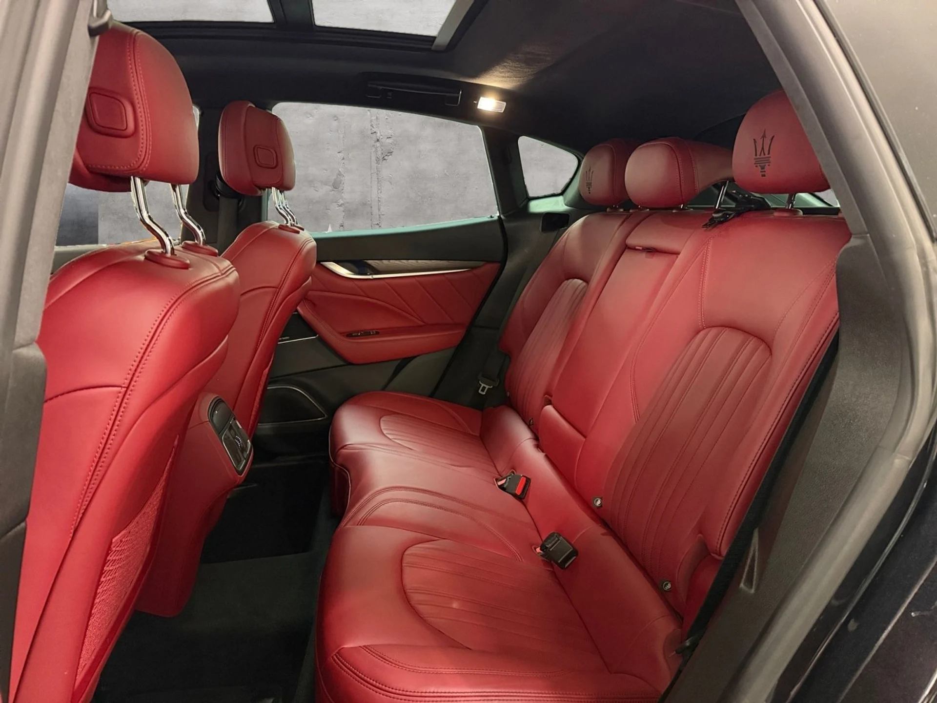 mph013_1179467074_39582942_215c_4165_86ba_1cc9368c6e09_2be538930e