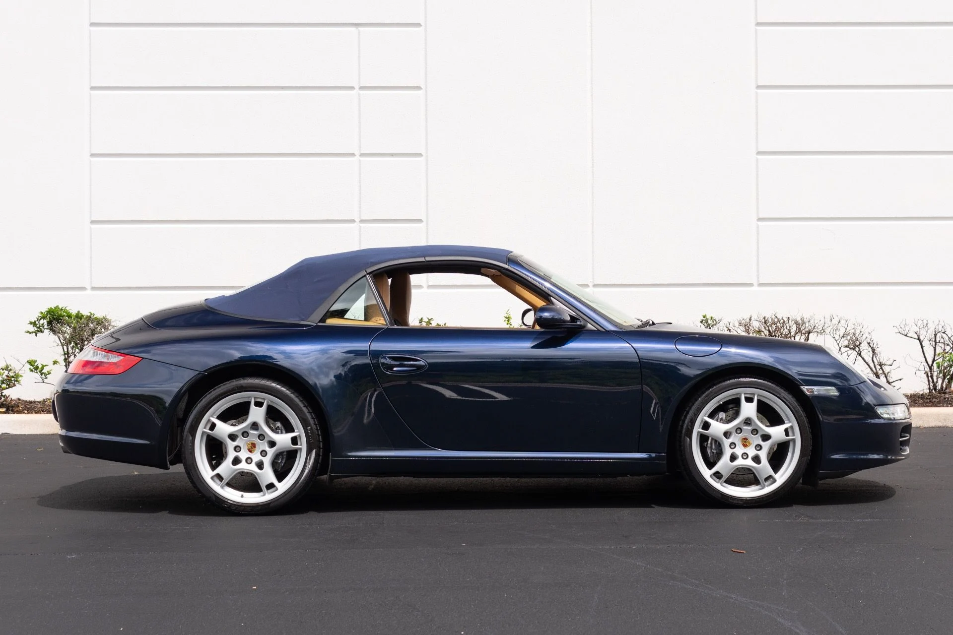 mph013_1181030129_Used_2008_Porsche_911_Carrera_1777990677_e1ccc06524