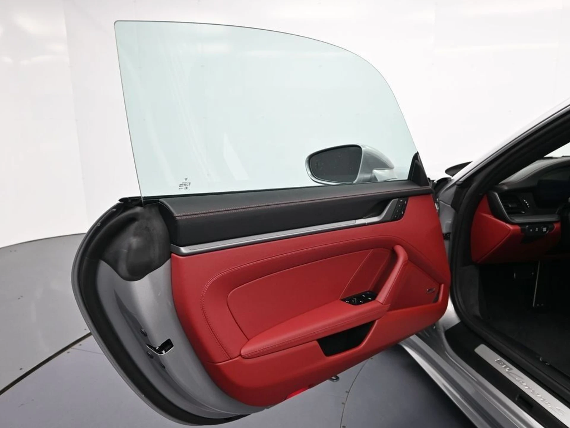 mph013_1181546312_4e4fd773980ff00b06b659ae0d340885x_f5833ed251