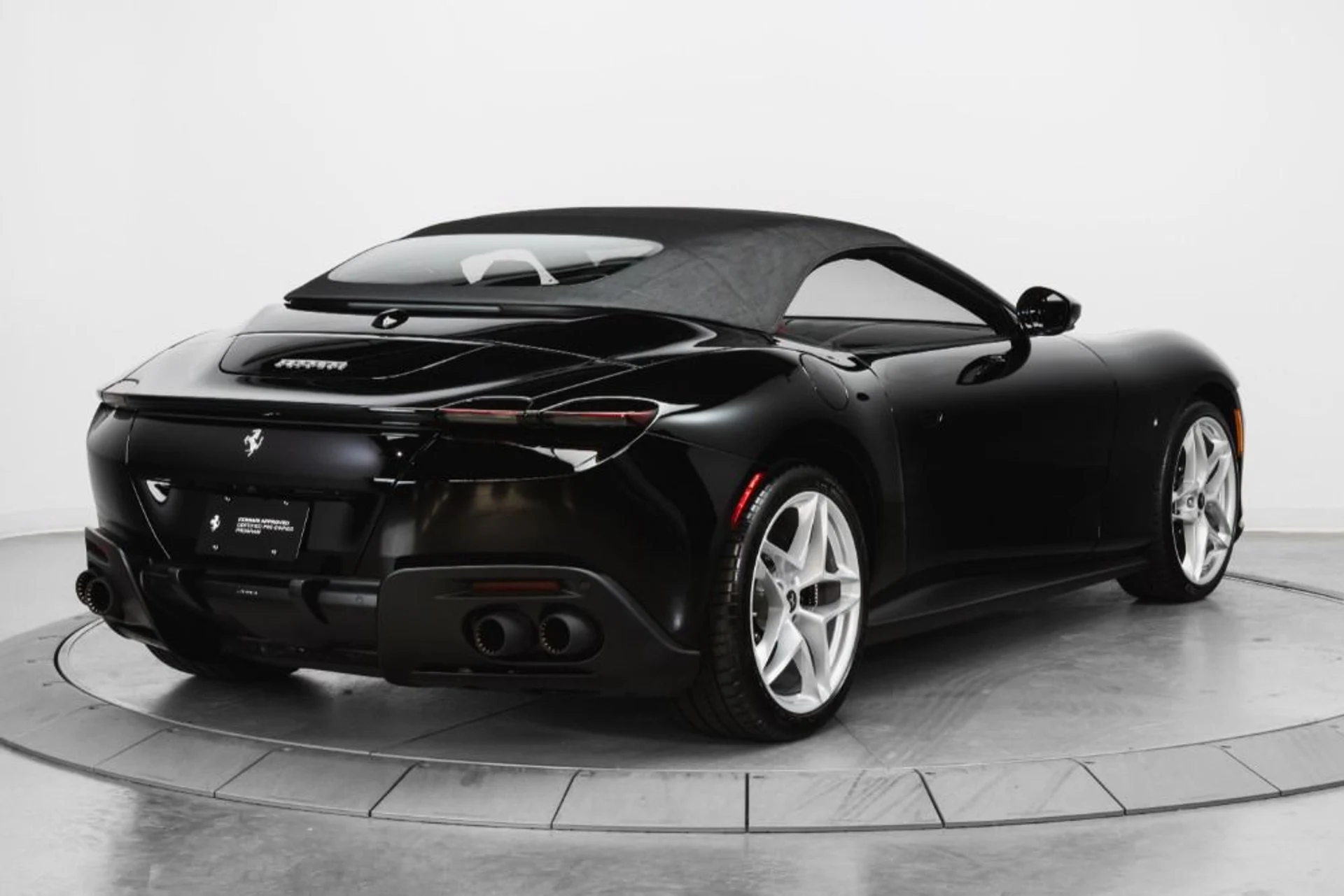 mph013_1184588282_Used_2024_Ferrari_Roma_Spider_51f30dac5a