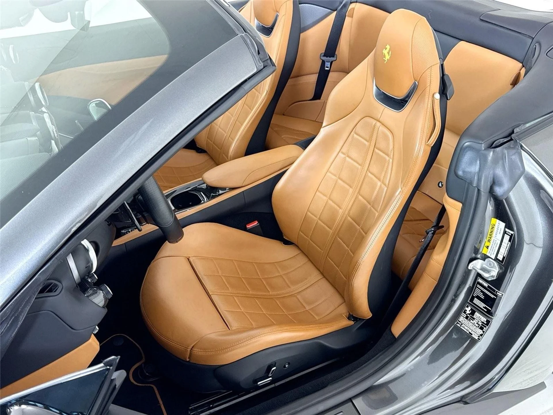 mph013_118605847_cf219102b6f3242b35adef3b6d370cc8_a421bccff7