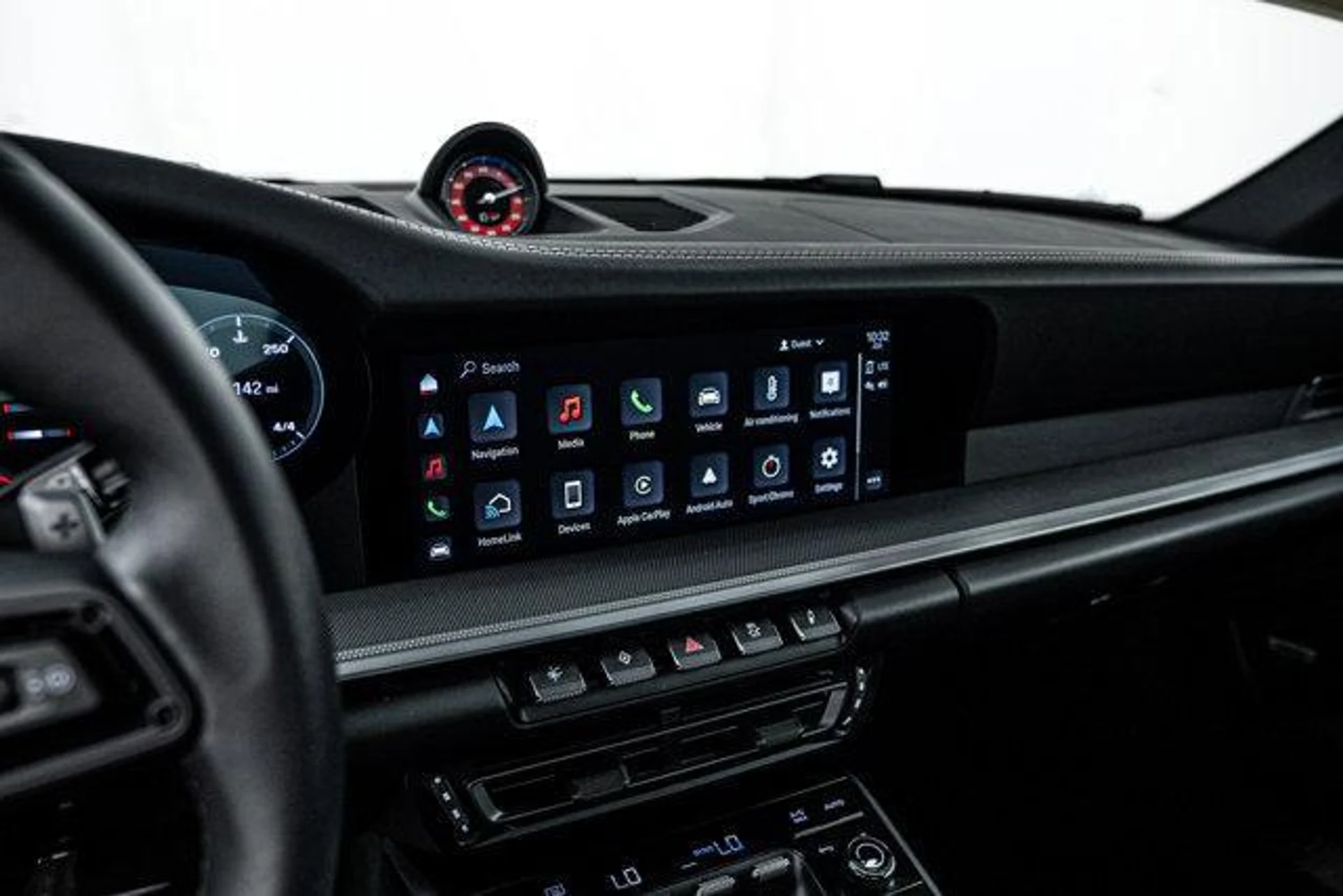 mph013_118924398_C_Qf_w19e_P_Ml_T6h4ej22mq_Nb1_Op0_35e341e329